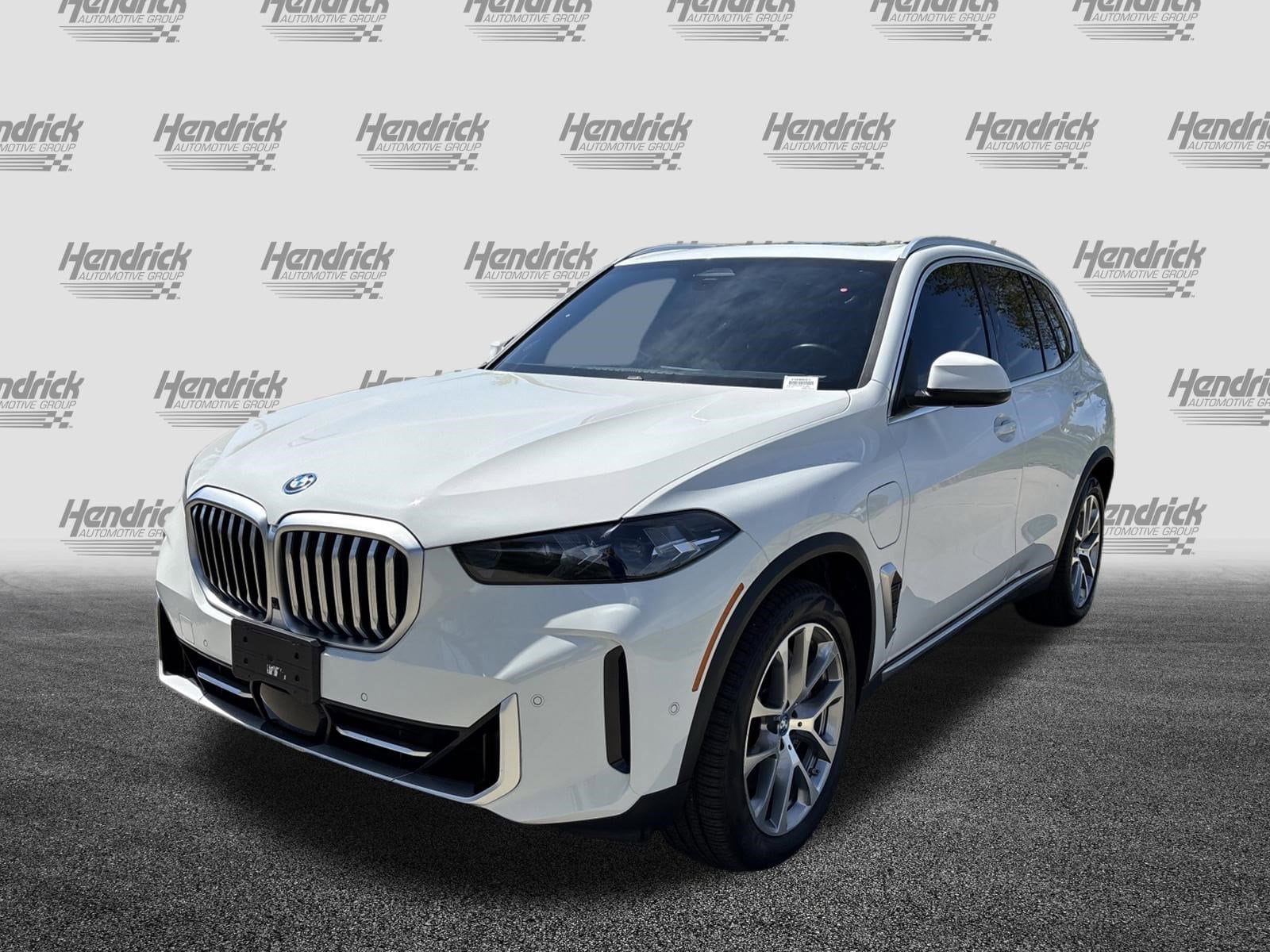 2024 BMW X5 xDrive50e photo 6