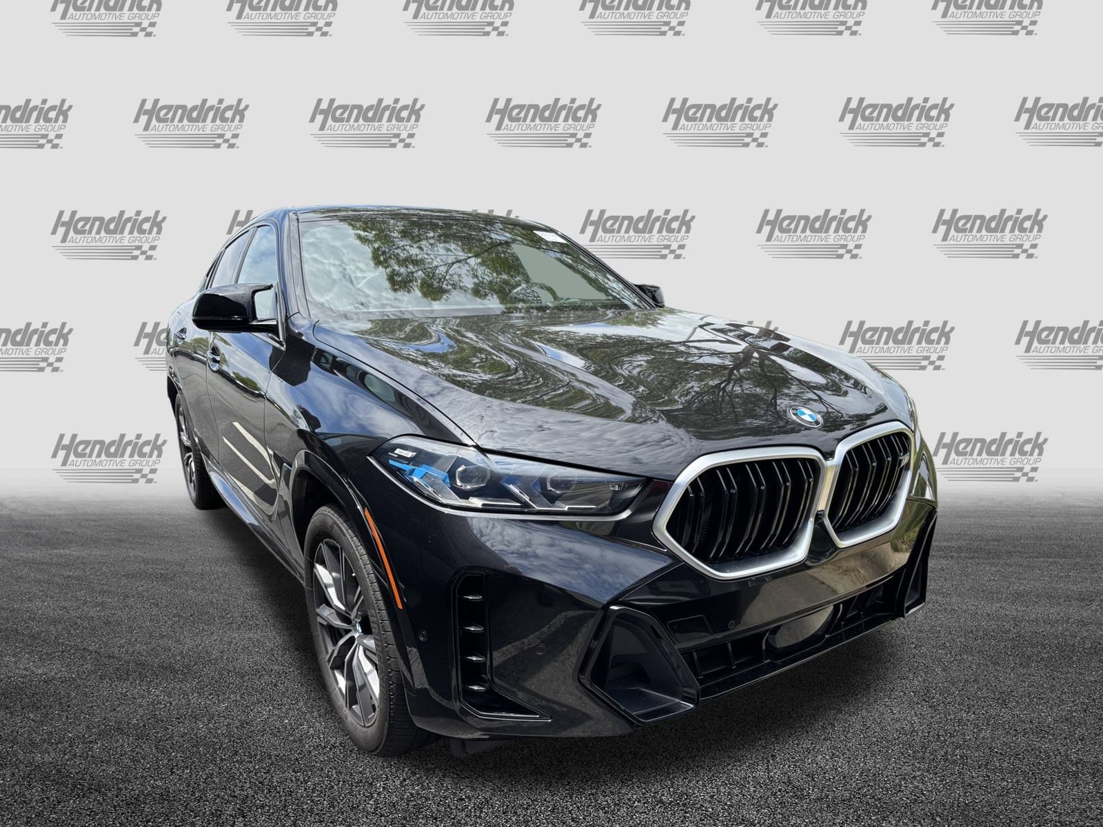2025 BMW X6 M60i