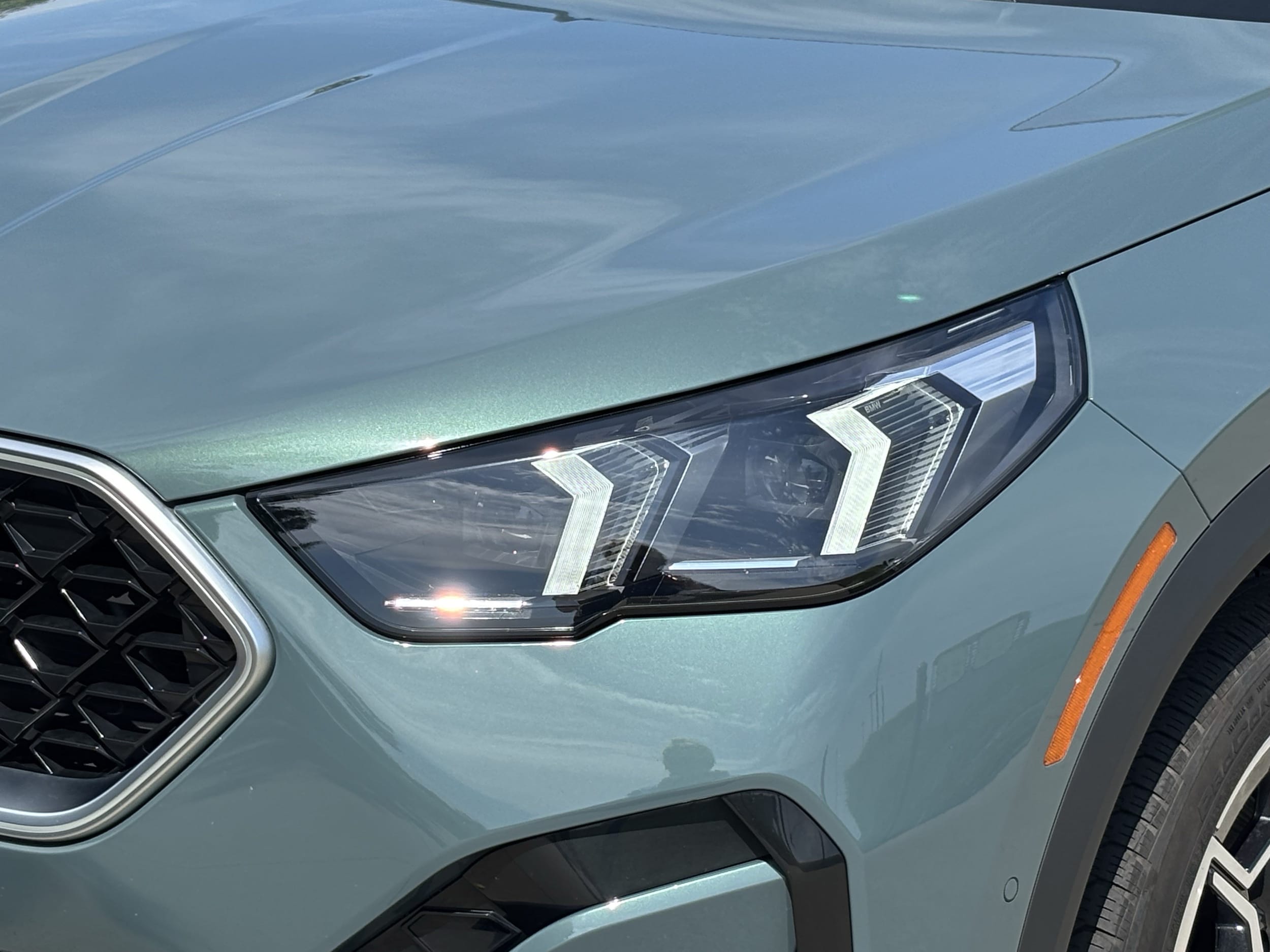 2025 BMW X2 XDrive28i
