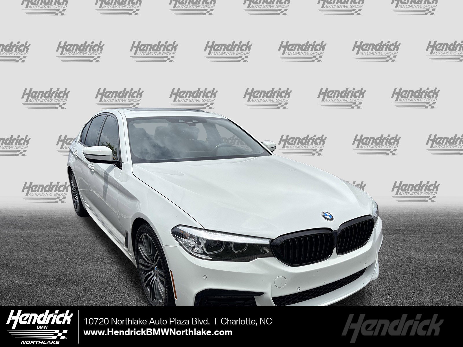 2019 BMW 5 Series 530i Sedan's photo