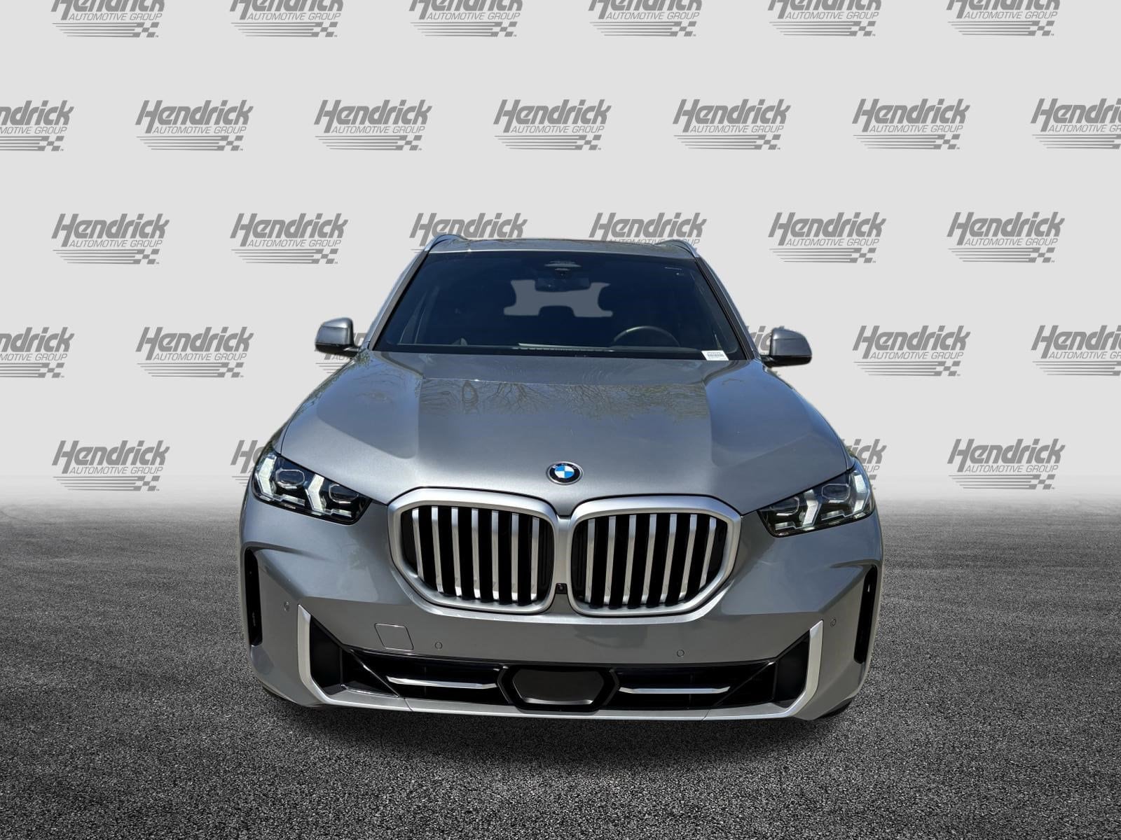 2026 BMW X5 xDrive40i photo 2