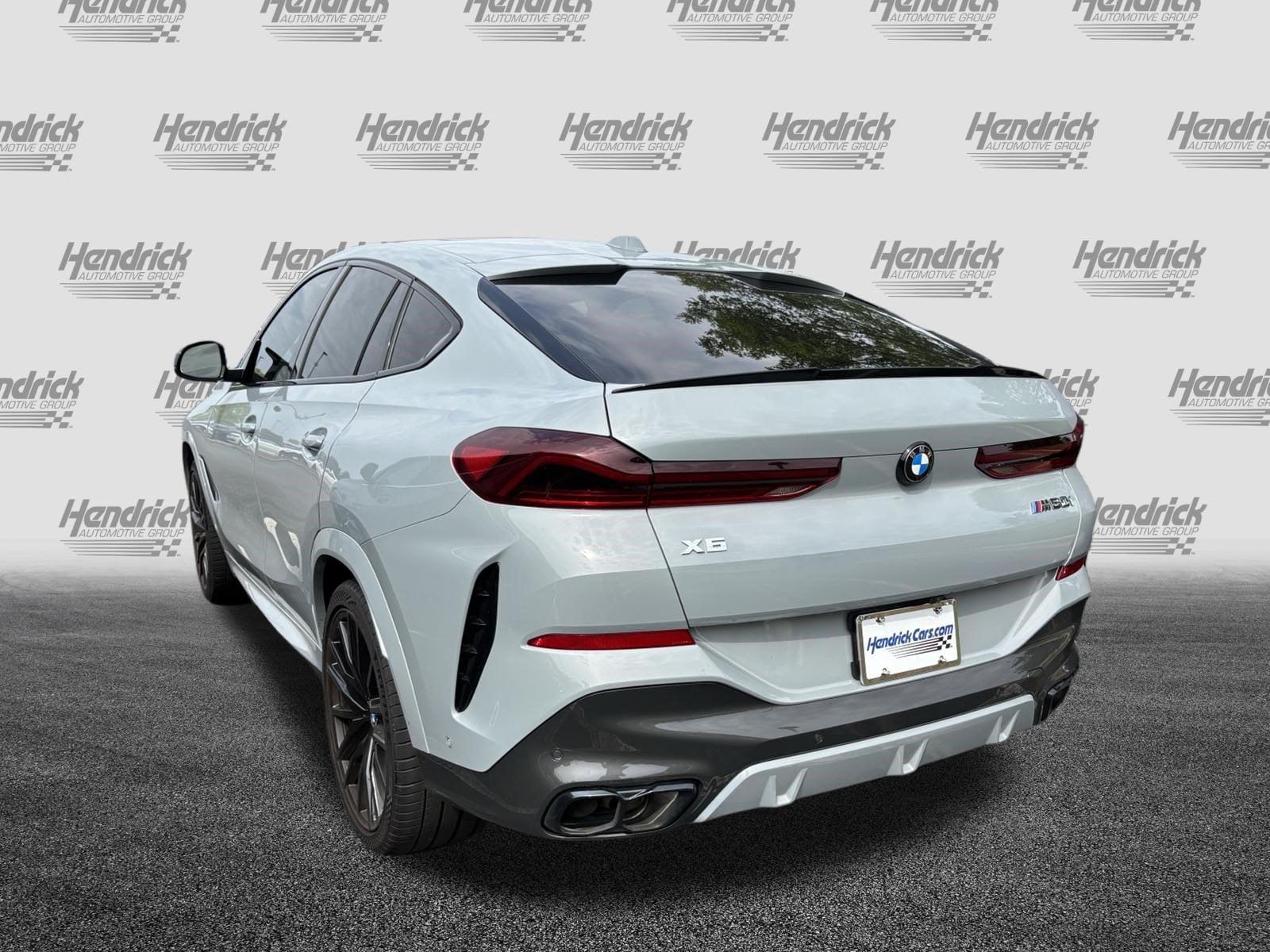 BMW X6 M60i