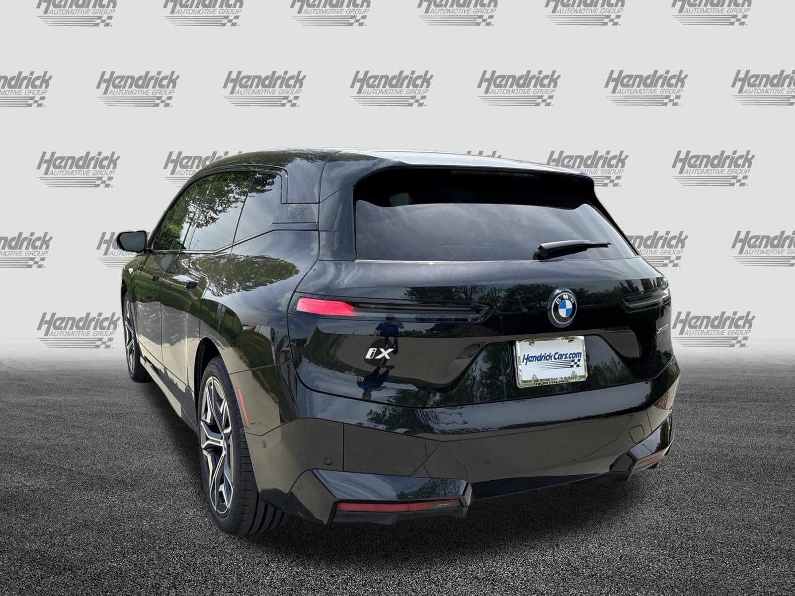 2024 BMW iX xDrive50 photo 3