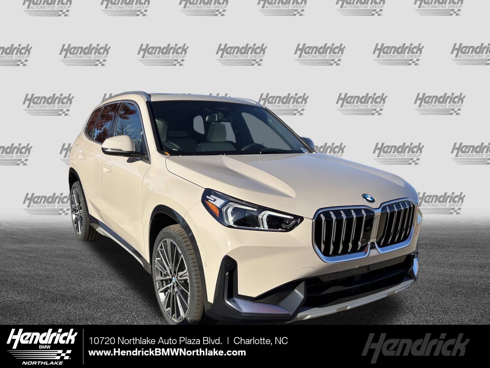 2026 BMW X1 28i's photo