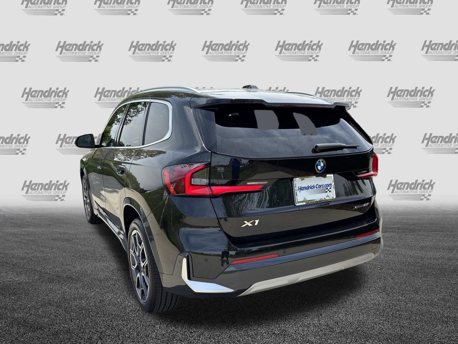 2026 BMW X1 xDrive28i photo 3