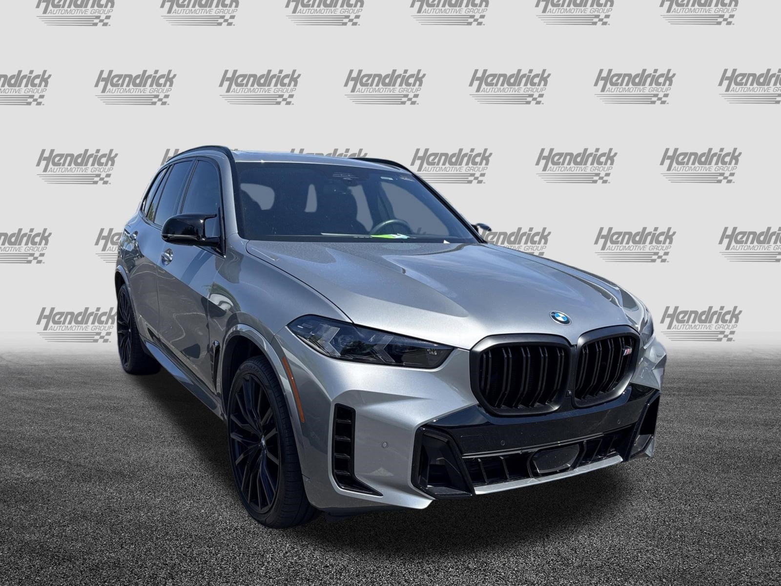 2024 BMW X5 M60i photo 4
