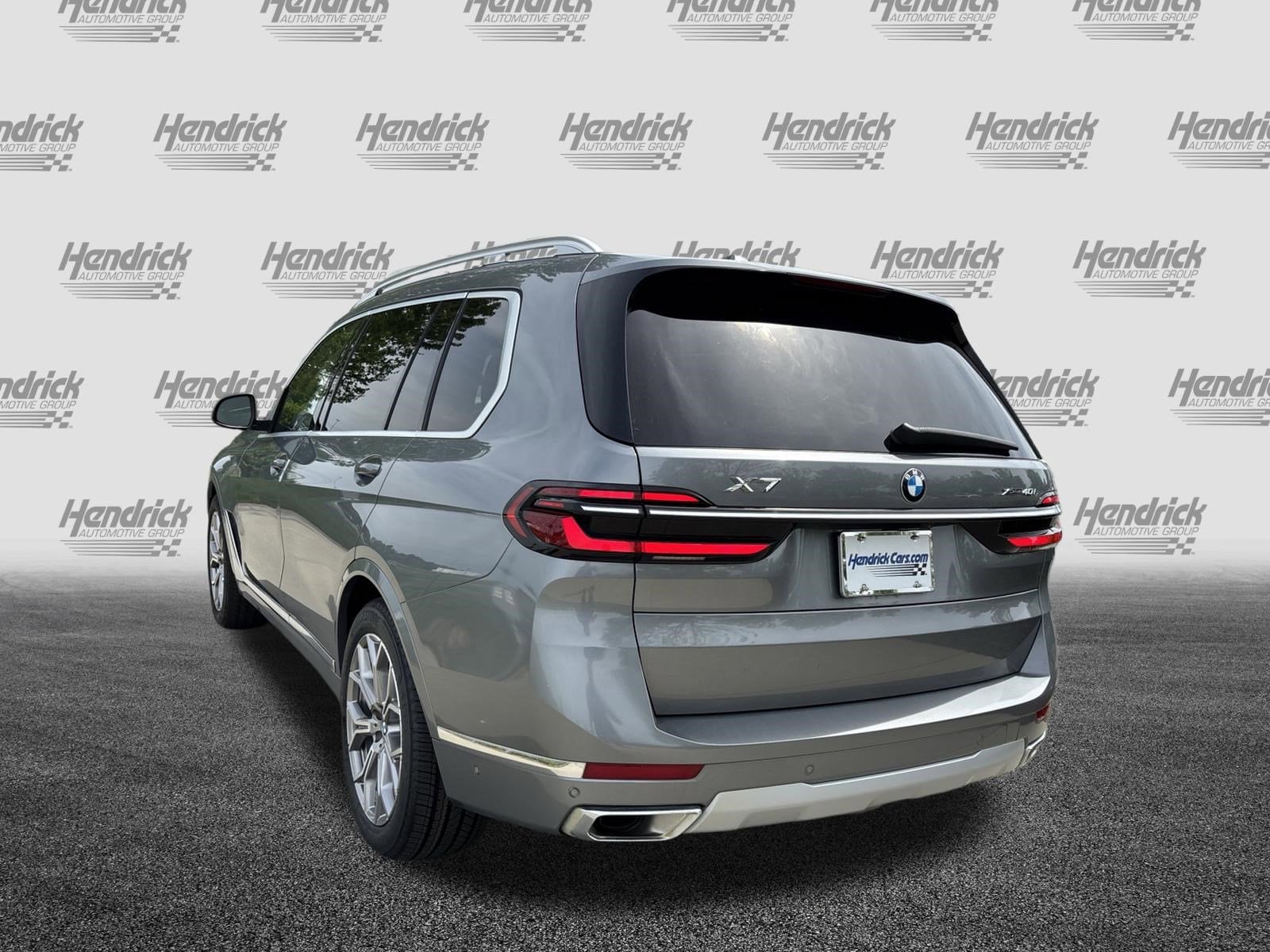 2024 BMW X7 xDrive40i photo 3