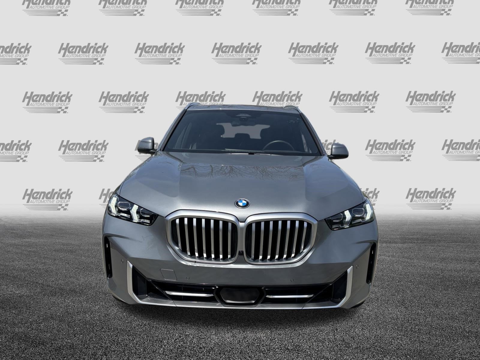 2025 BMW X5 xDrive40i photo 2