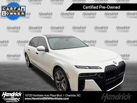 2025 BMW 7 Series 740i Sedan