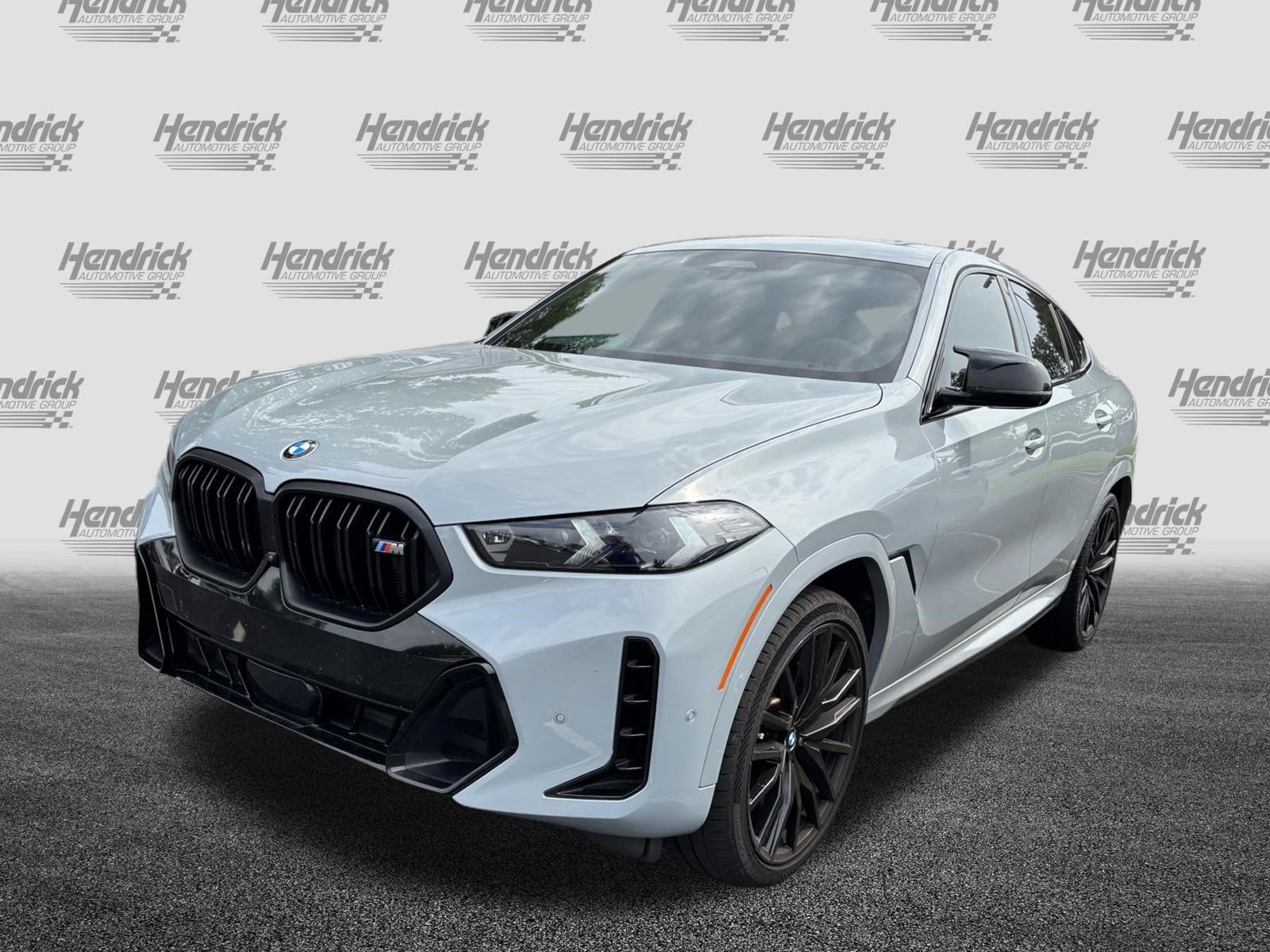 BMW X6 M60i