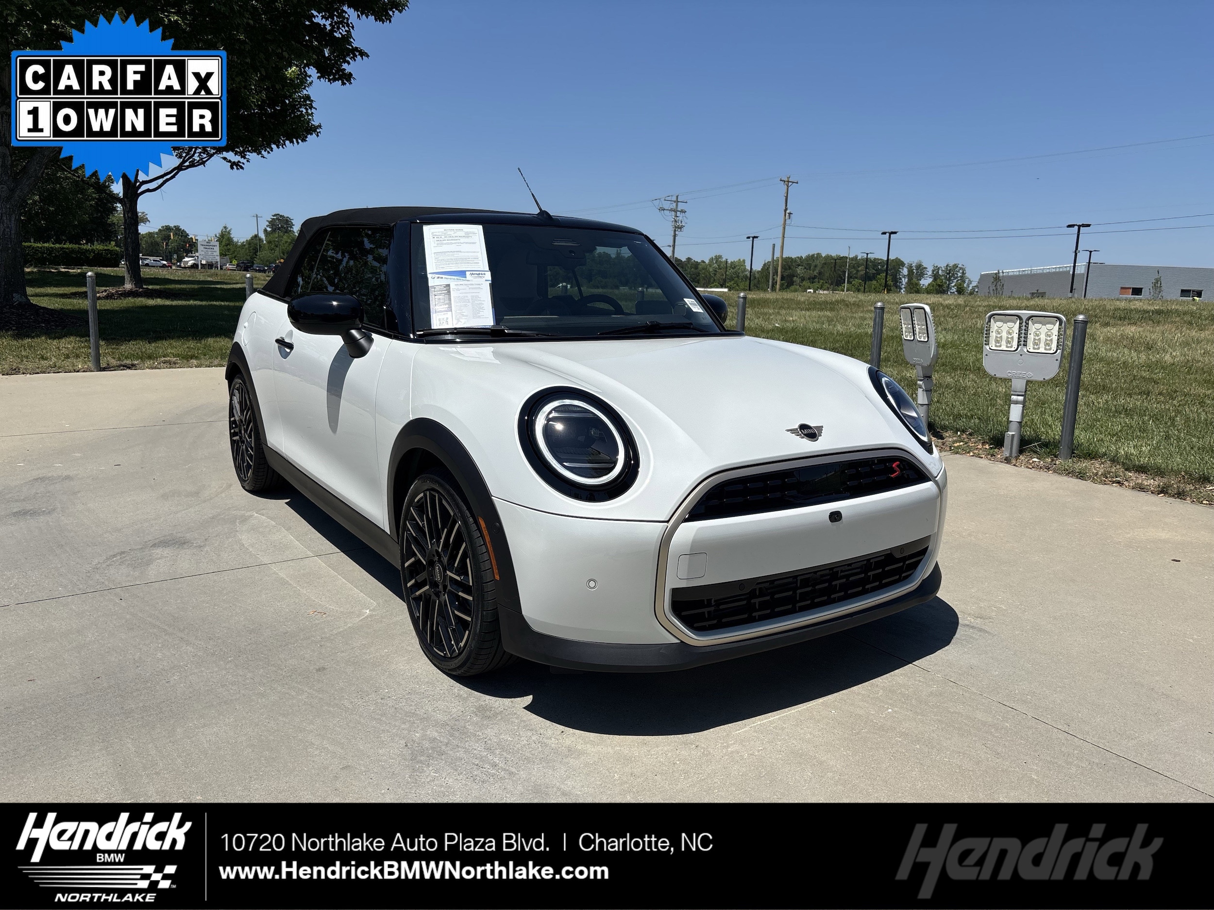 2026 MINI Convertible Cooper S's photo
