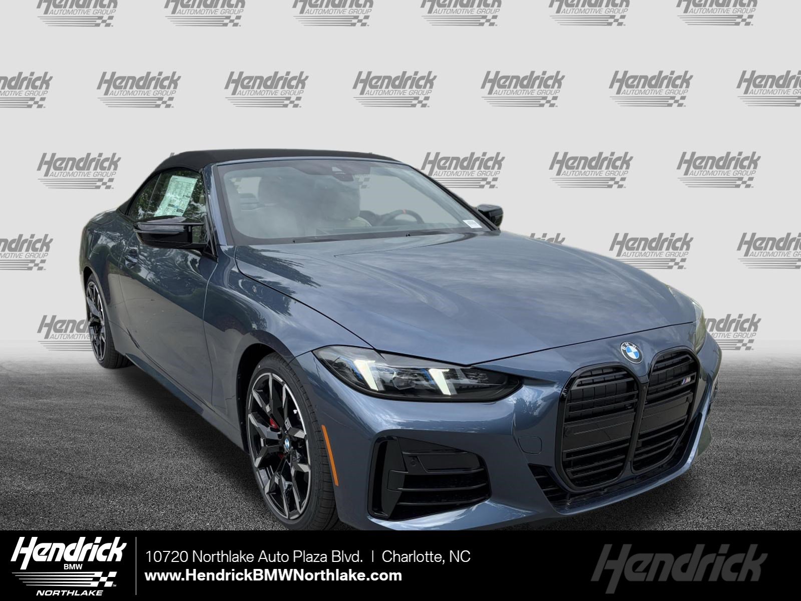 2027 BMW 4 Series M440i Convertible's photo