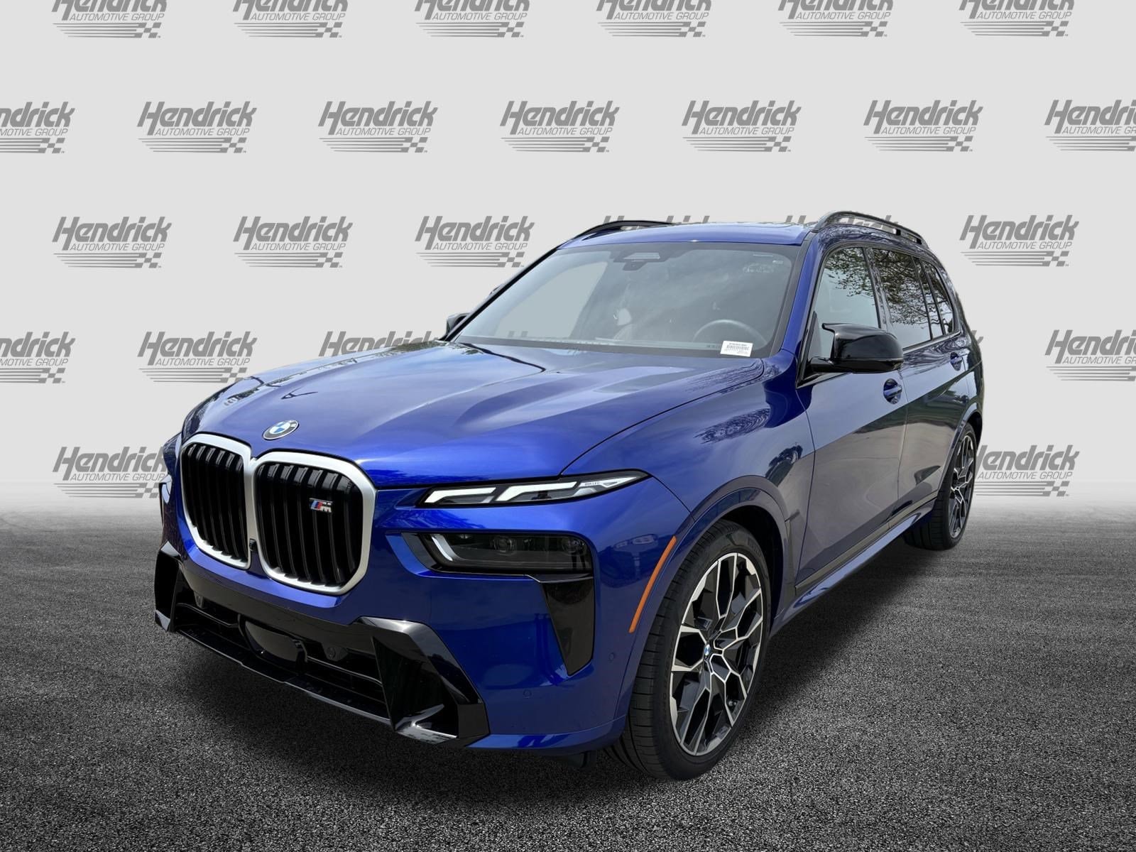 2026 BMW X7 M60i photo 6