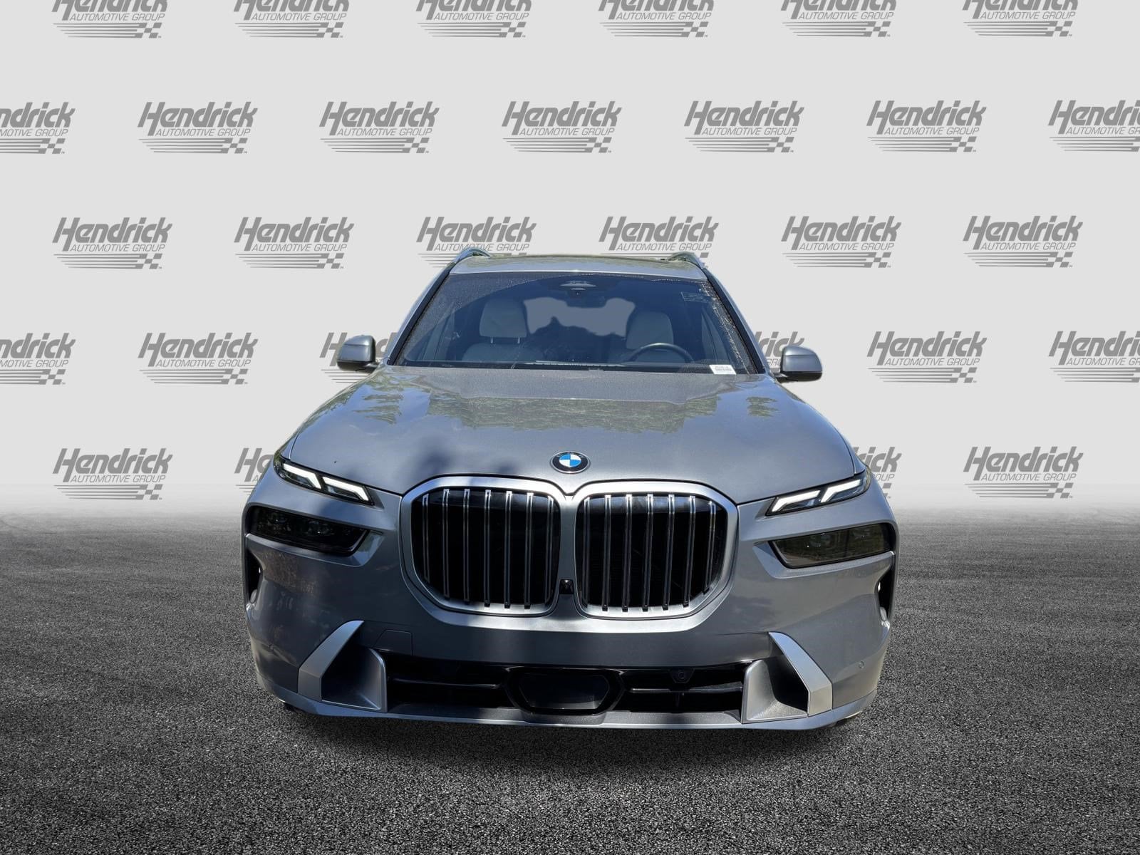 2025 BMW X7 xDrive40i photo 2