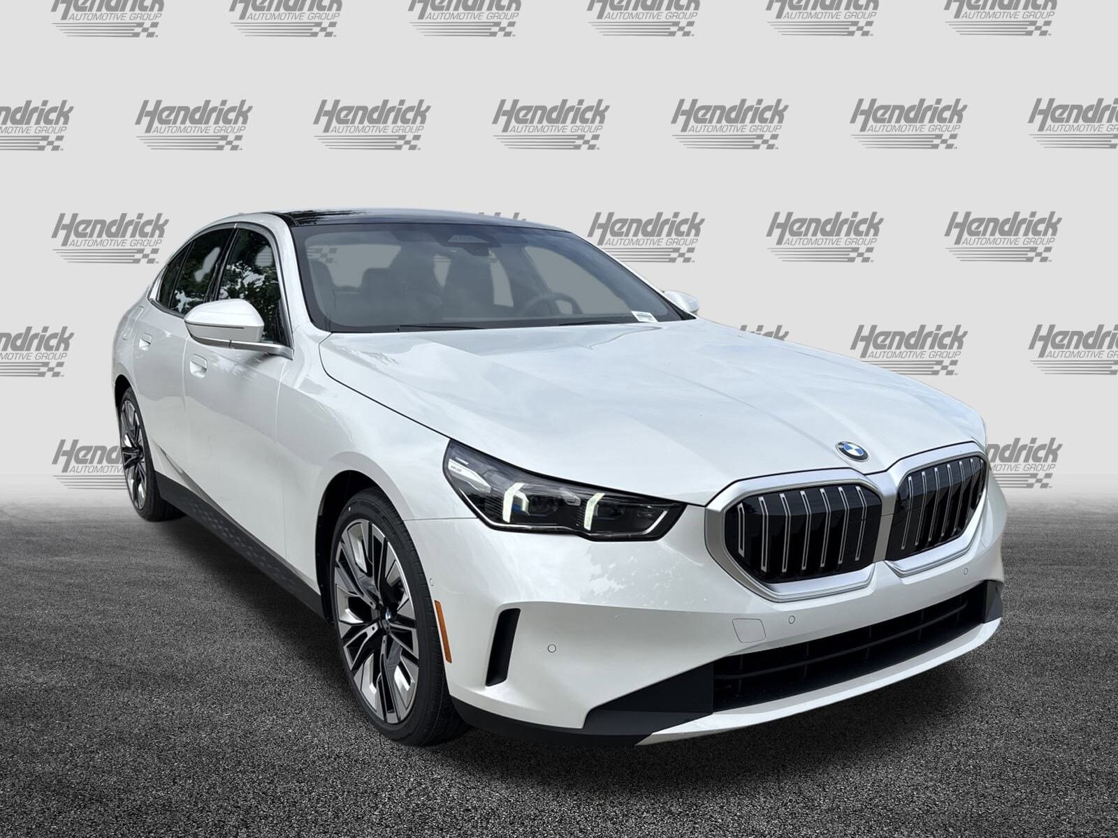 2026 Bmw 530i photo 2