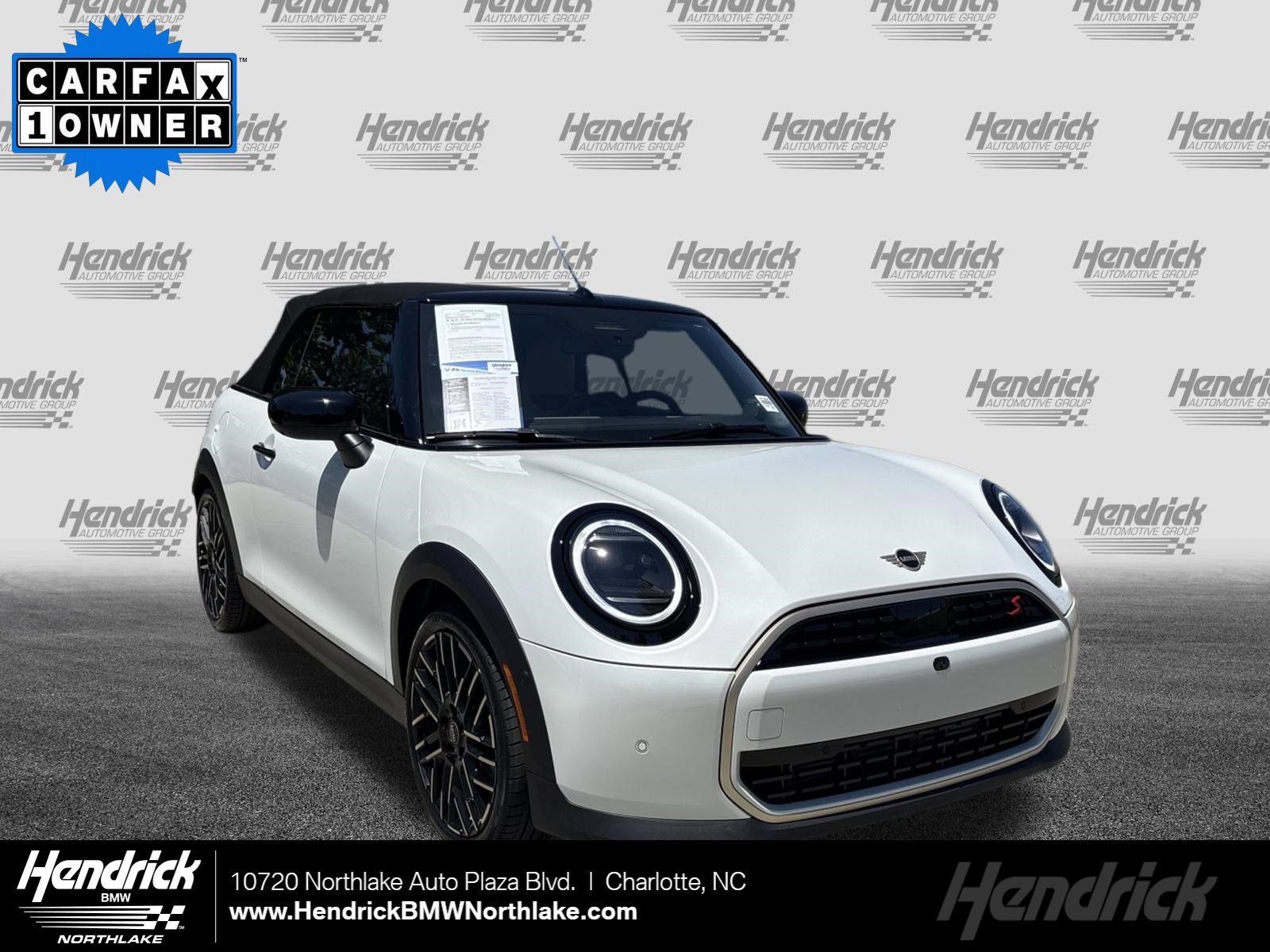 2026 MINI Convertible Cooper S's photo