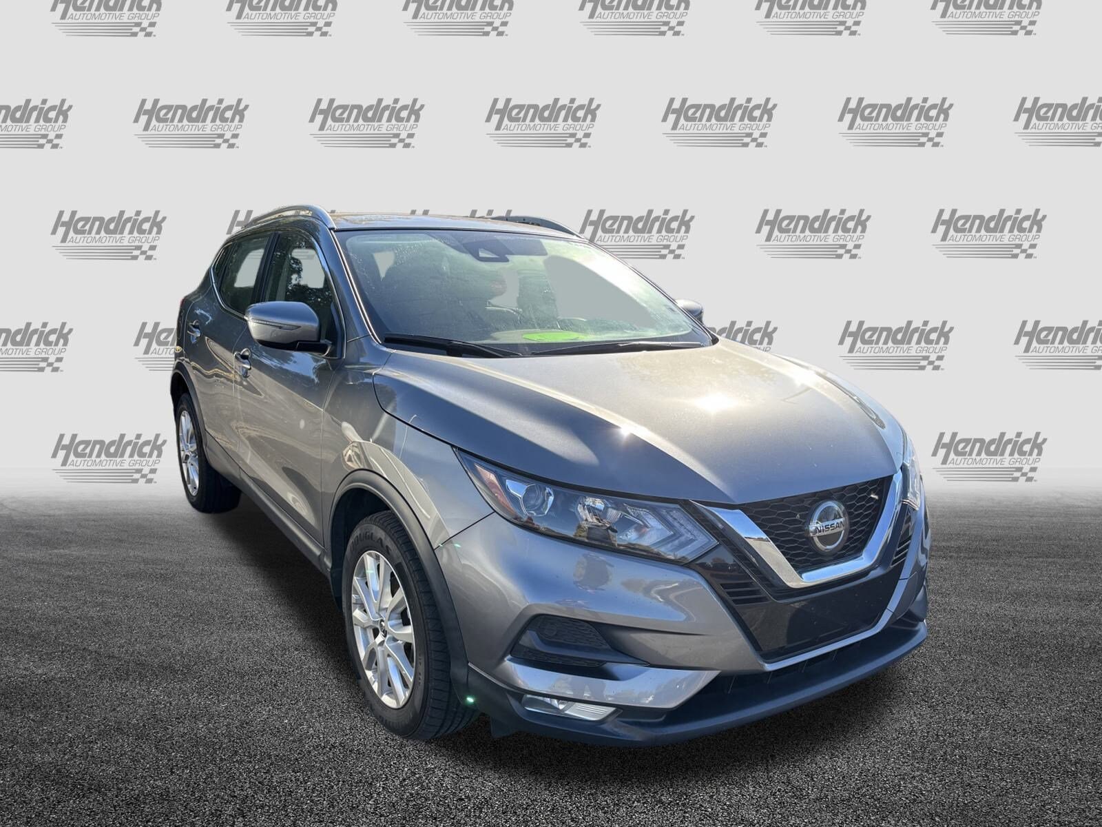 2021 Nissan Rogue Sport SV photo 2