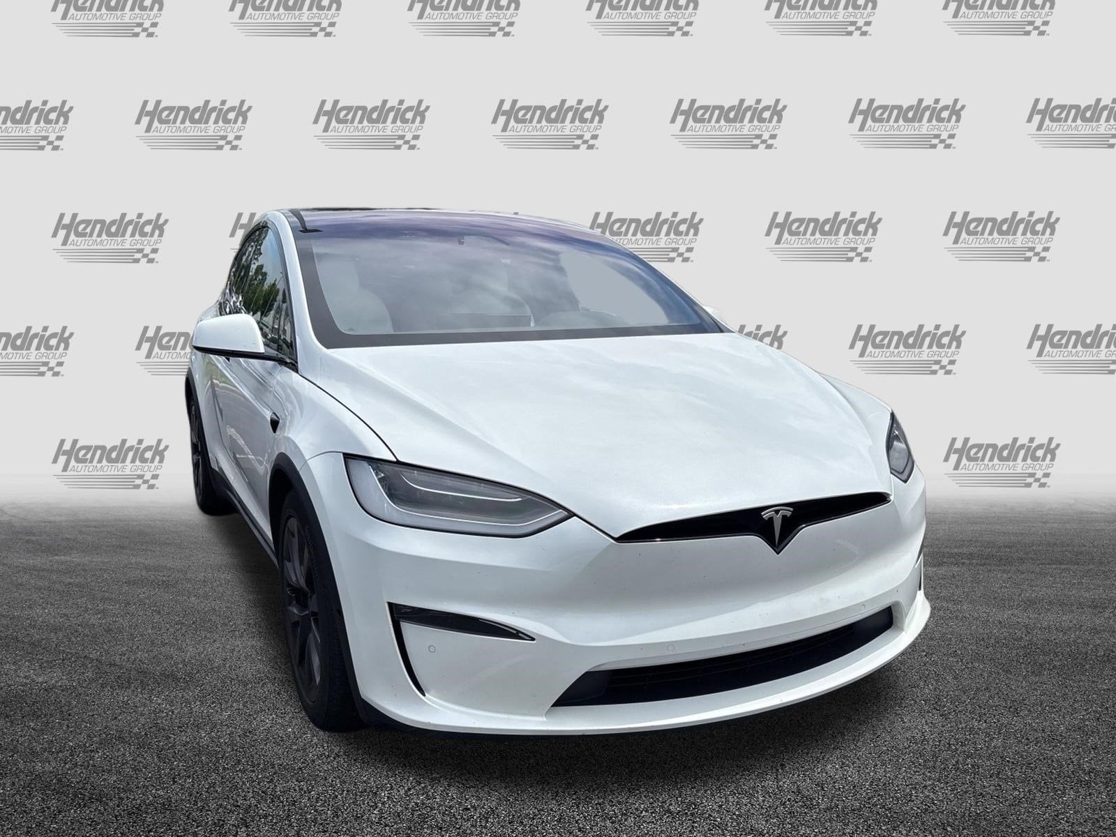 2022 Tesla Model X Plaid photo 5