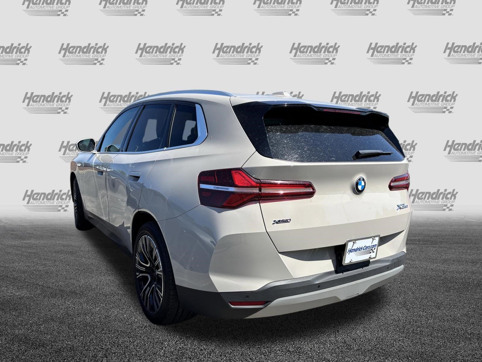 2025 BMW X3 30 xDrive photo 3