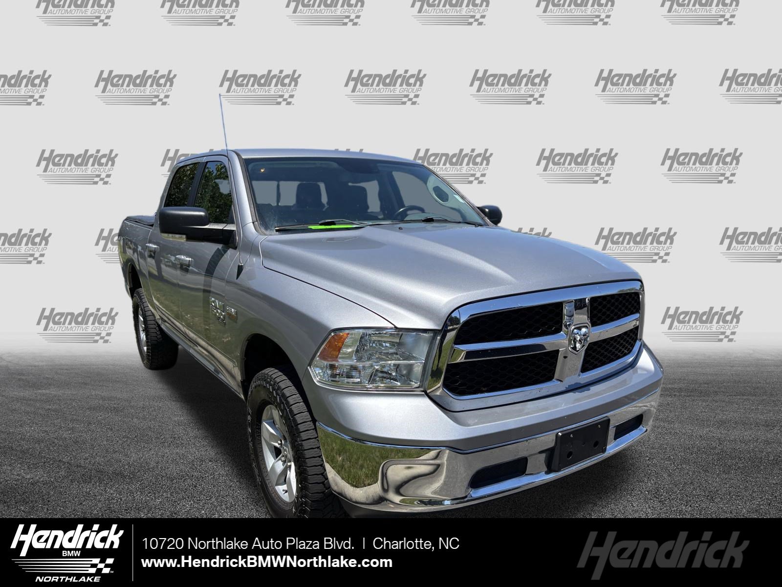 2019 RAM 1500 Classic SLT 4x4 Crew Cab 5'7's photo