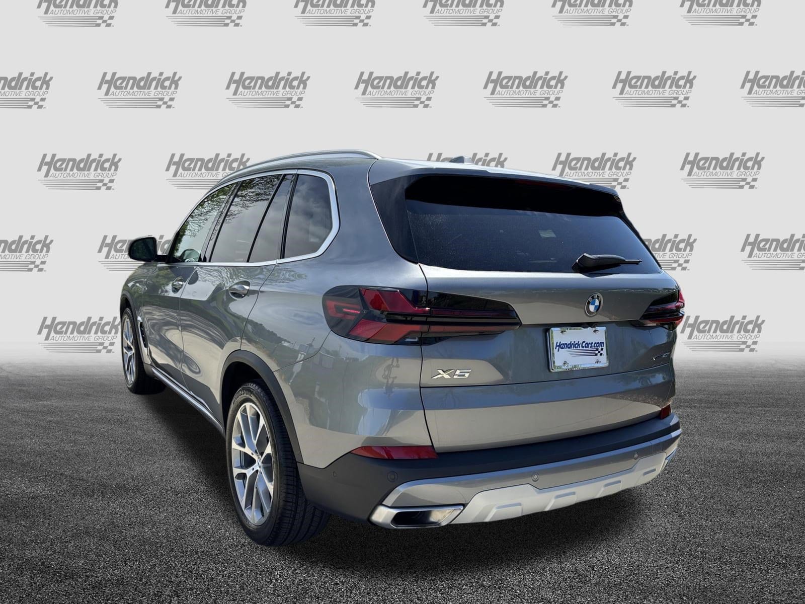 2026 BMW X5 xDrive40i photo 3