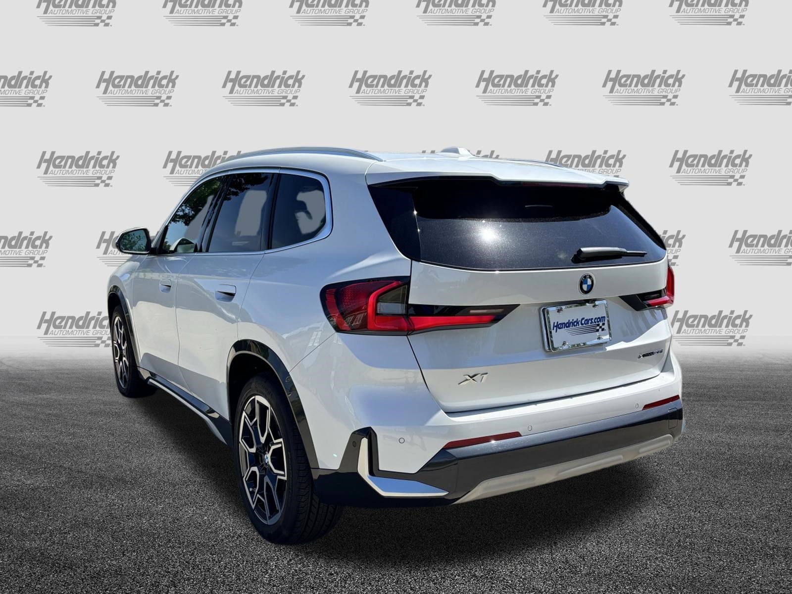 2026 BMW X1 xDrive28i photo 3