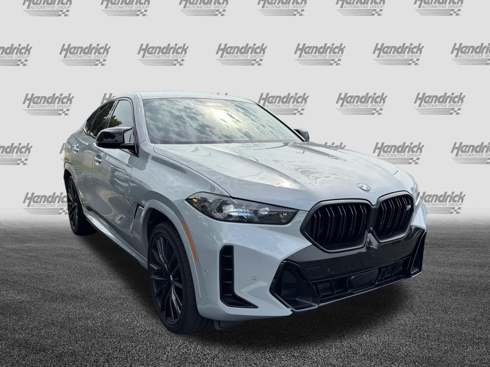 BMW X6 M60i