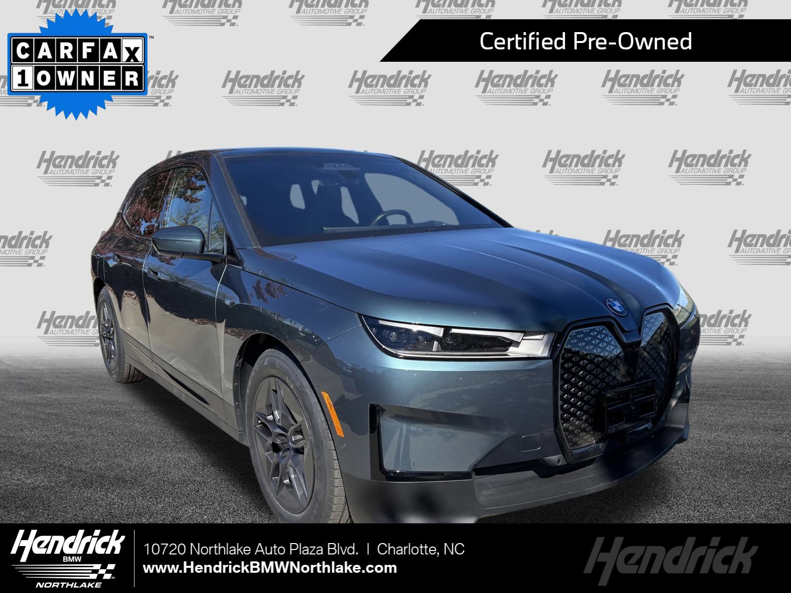 2023 BMW iX Base's photo