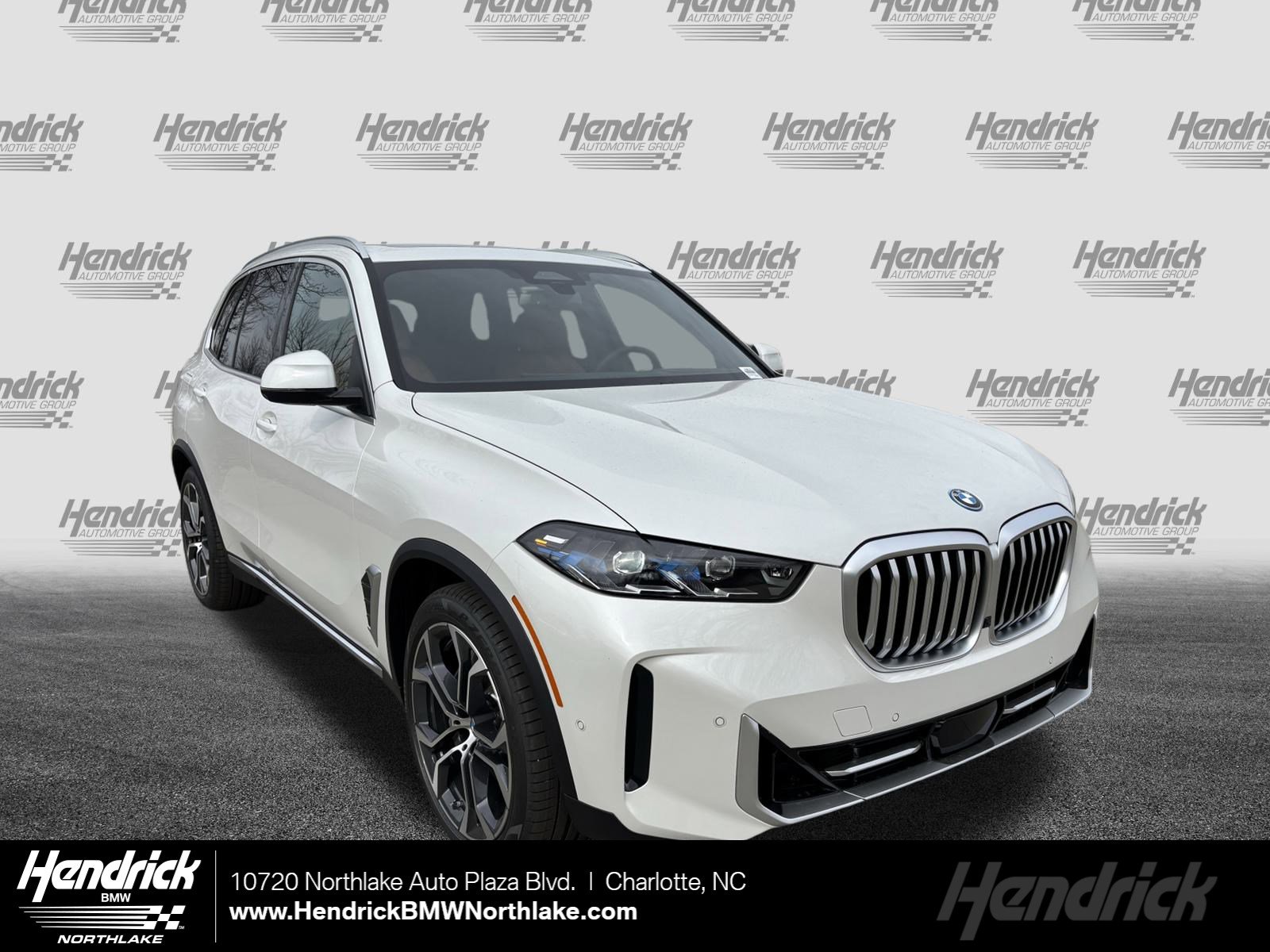 2026 BMW X5 50e's photo
