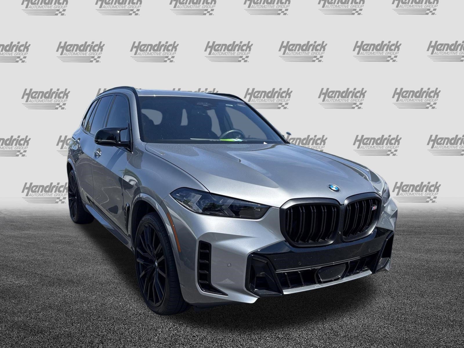 2024 BMW X5 M60i photo 5