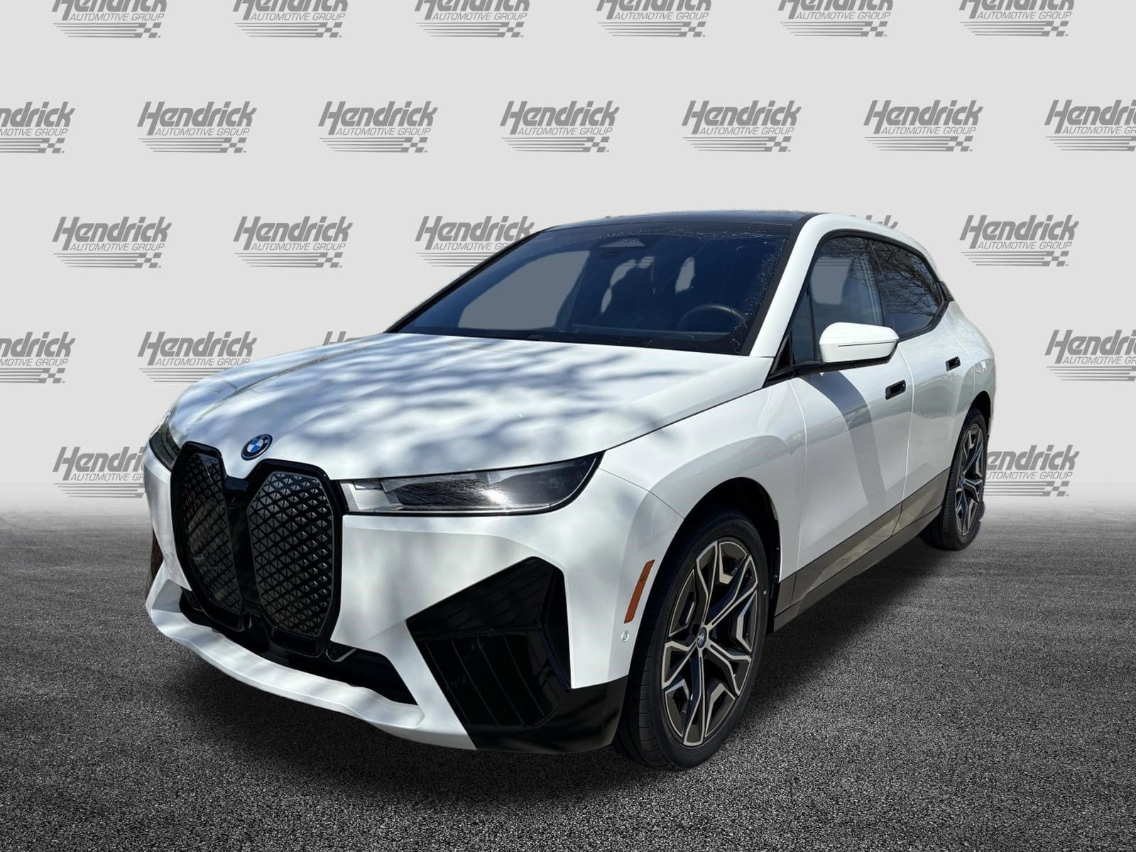 2025 BMW iX xDrive50 photo 6