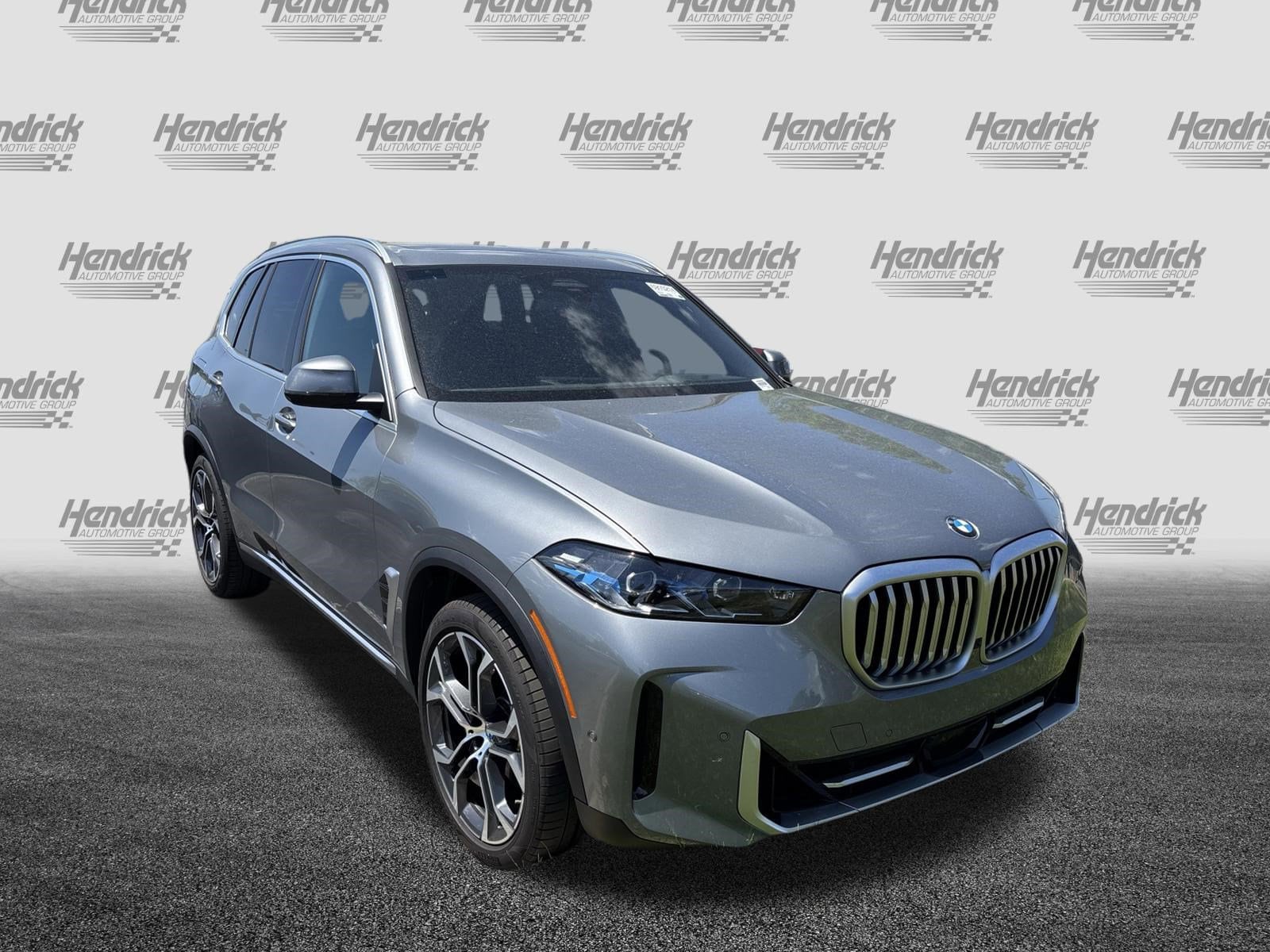 2025 BMW X5 xDrive40i photo 4