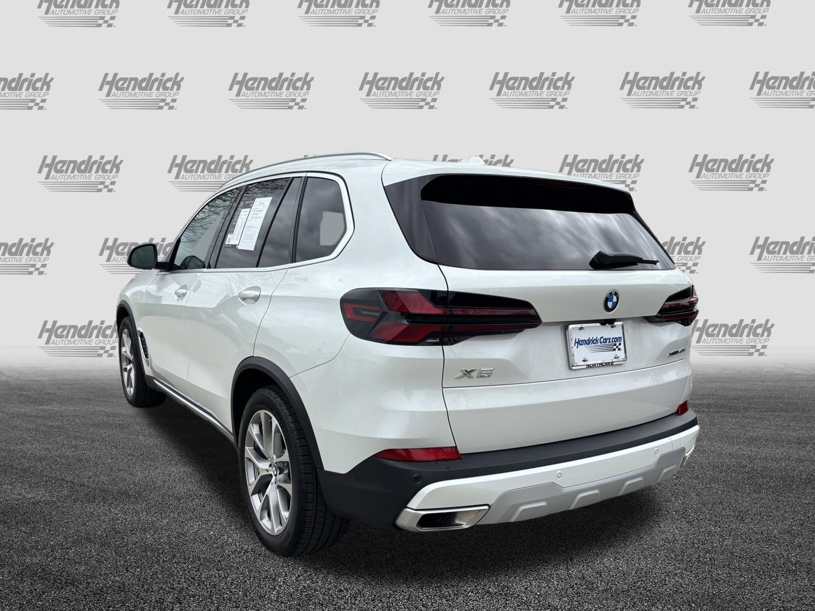 2026 BMW X5 xDrive40i photo 3