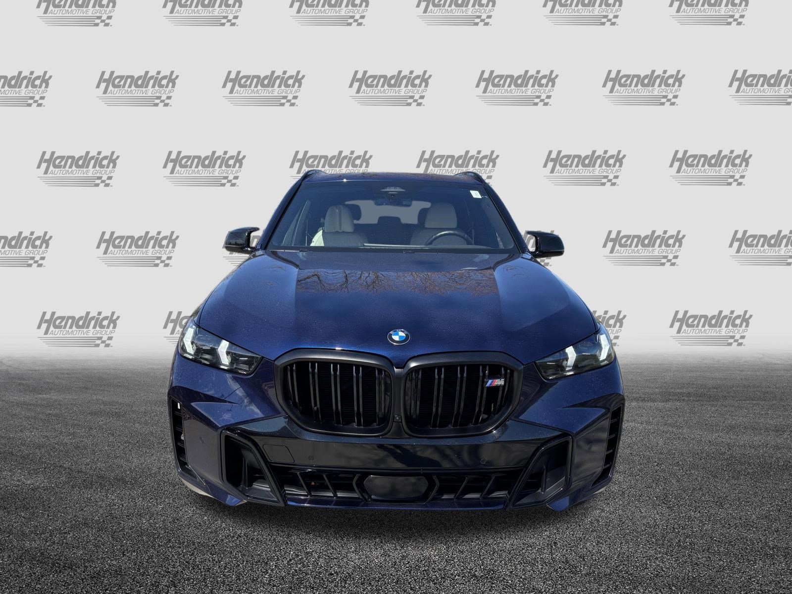 2024 BMW X5 M60i photo 2