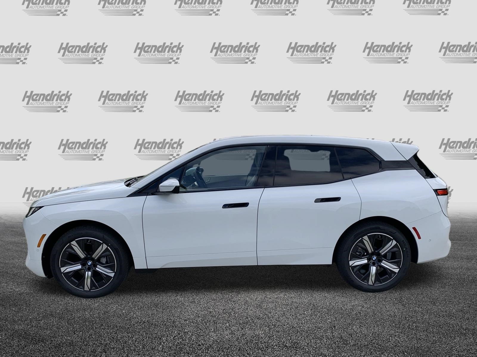 BMW IX XDrive60