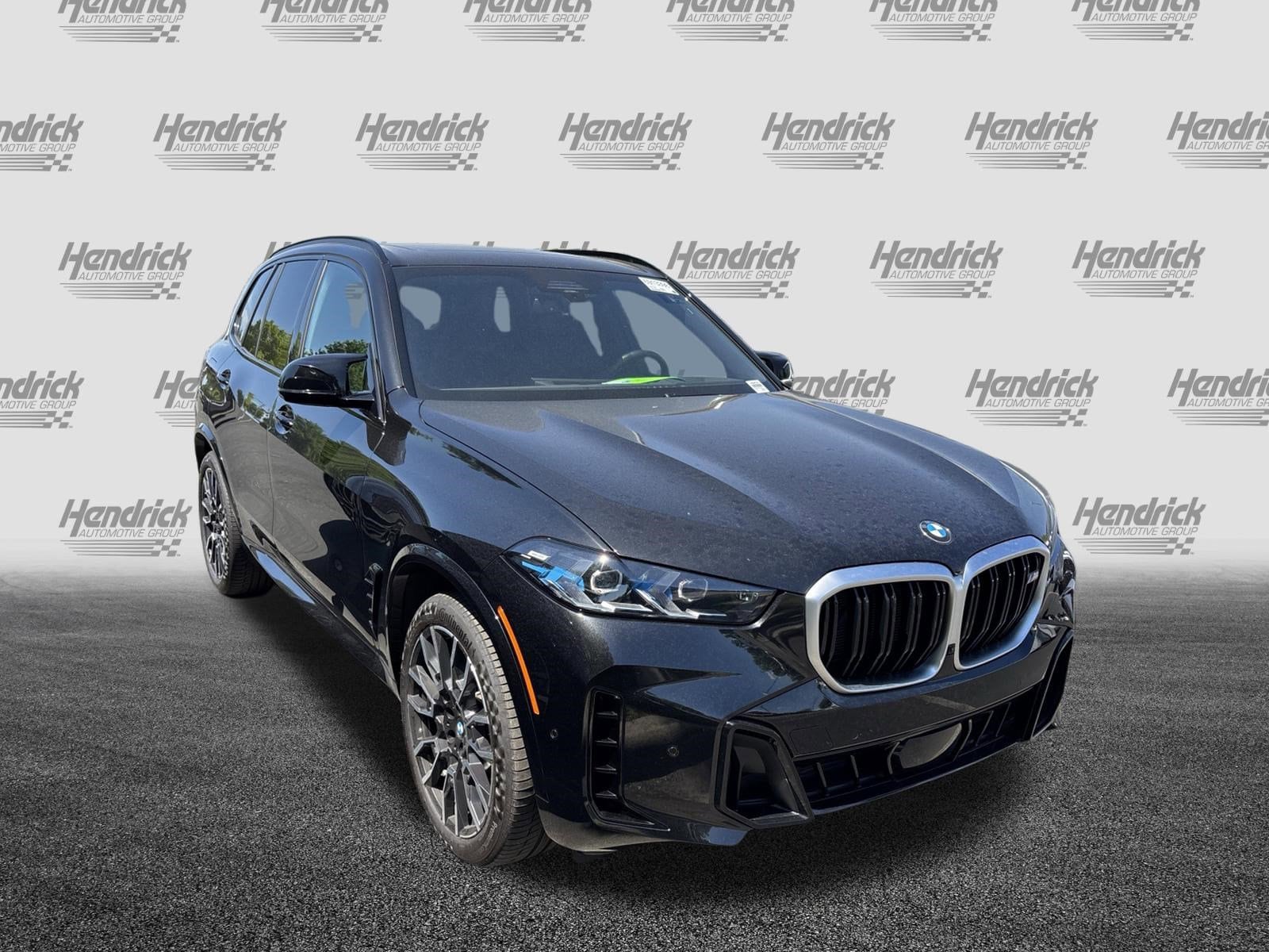 2026 BMW X5 M60i photo 5