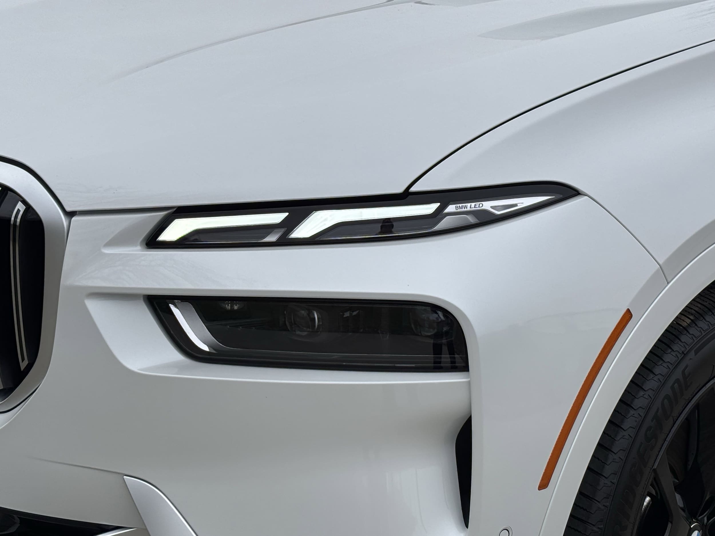 2026 BMW X7 xDrive40i photo 5