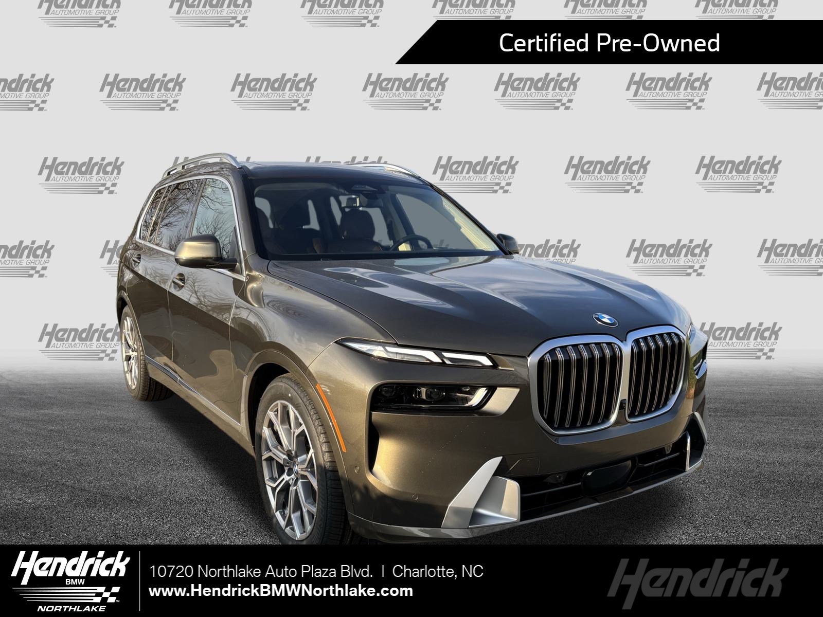 2025 BMW X7 40i's photo