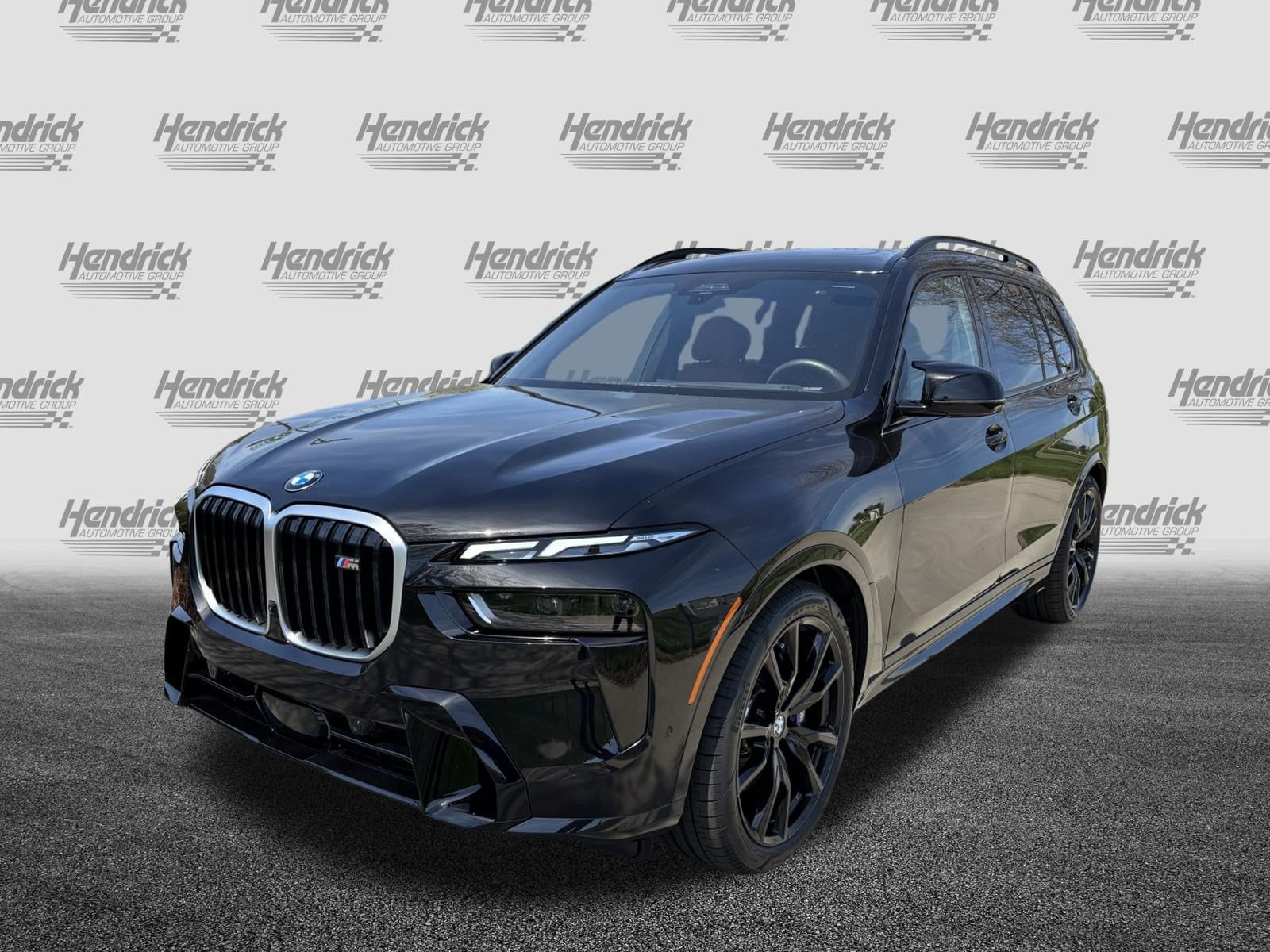2026 BMW X7 M60i photo 6