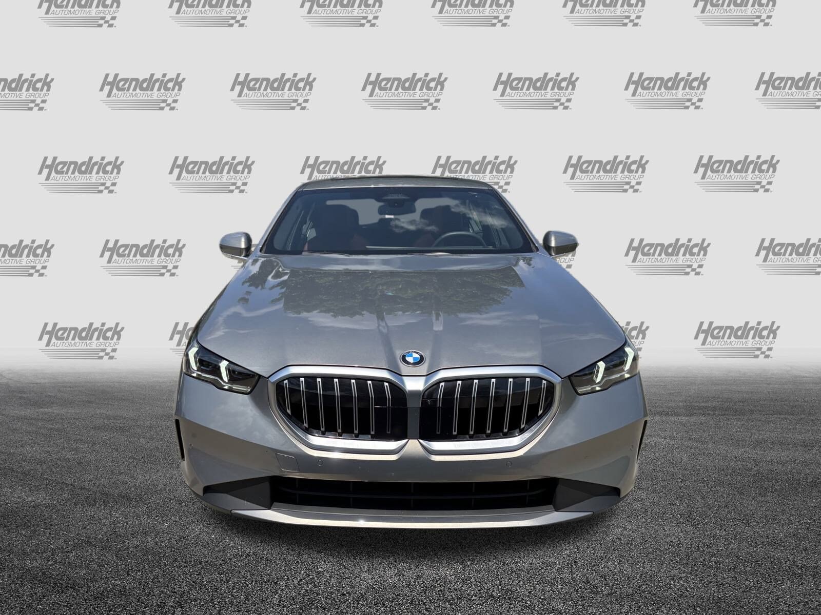 2025 Bmw 530i photo 2