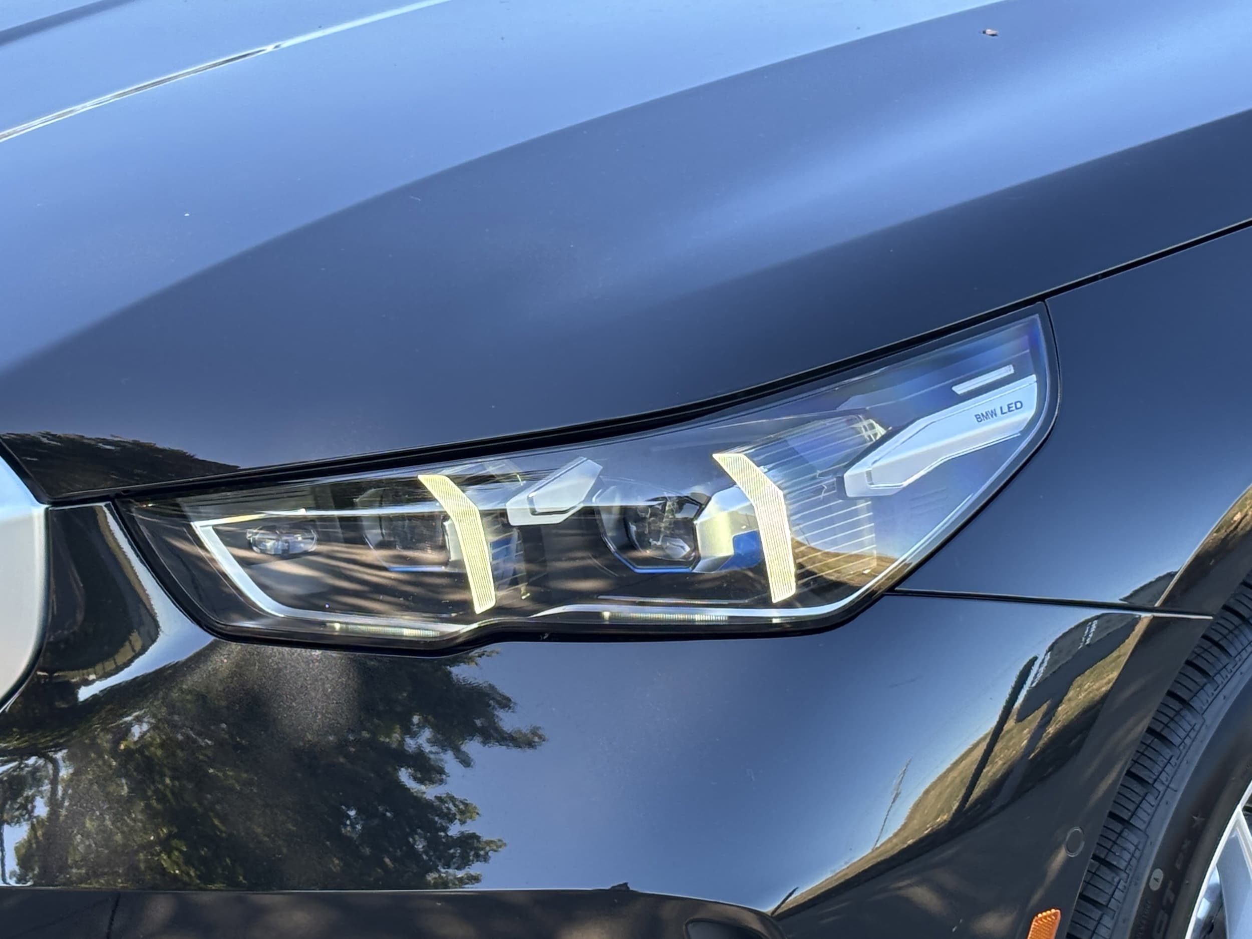 2025 BMW 5 Series 530i xDrive photo 5