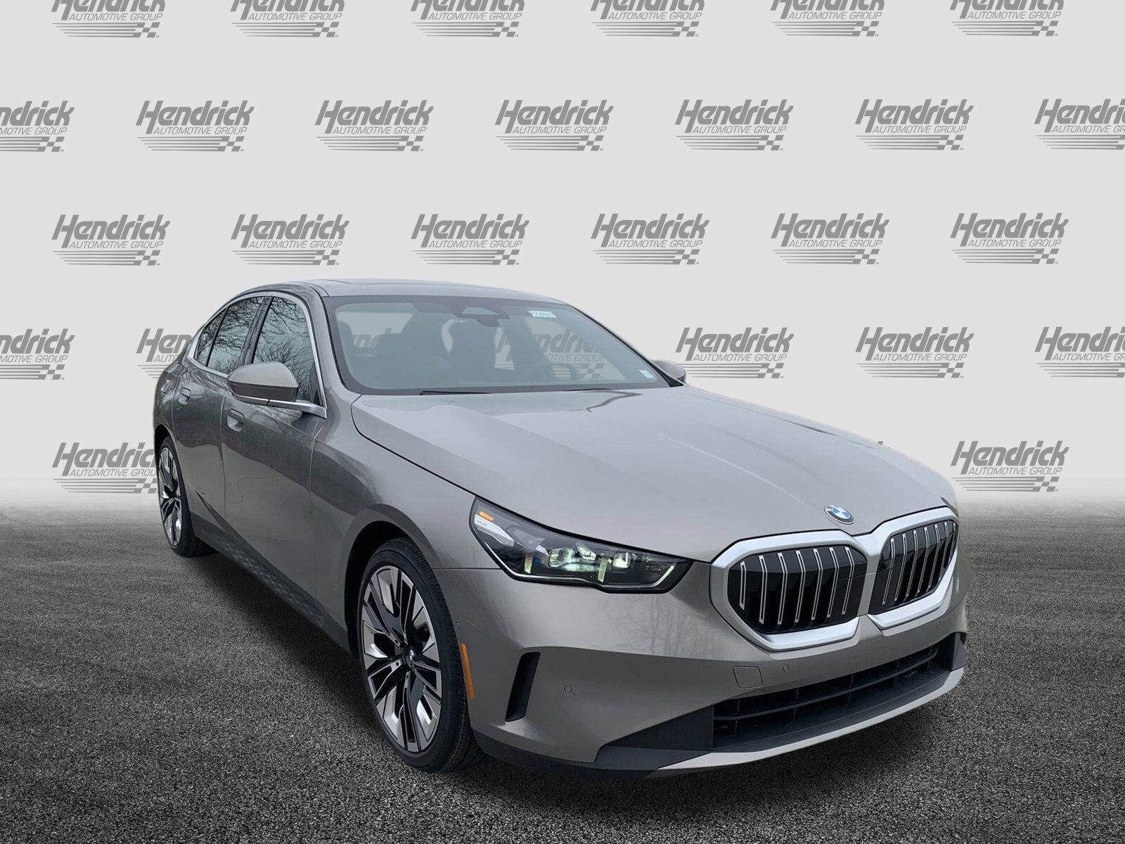 2025 Bmw 530i photo 2