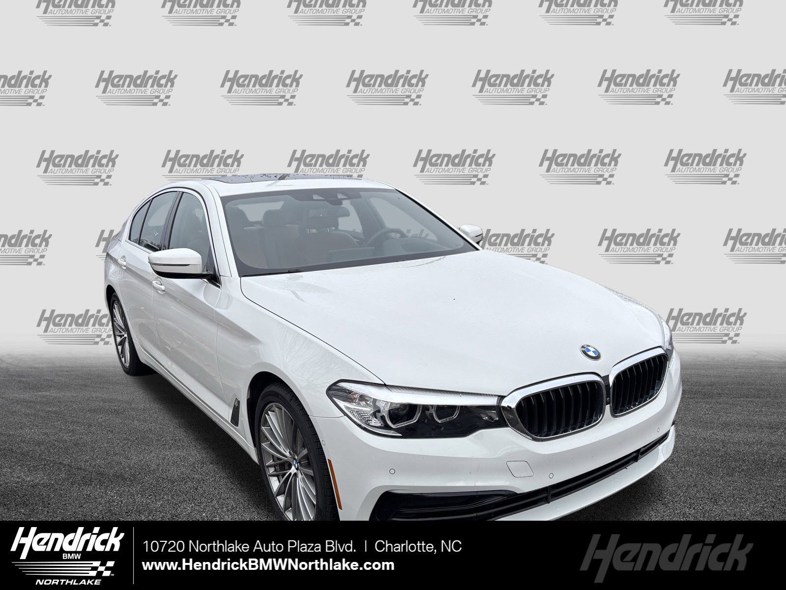 2020 BMW 5 Series 530i's photo