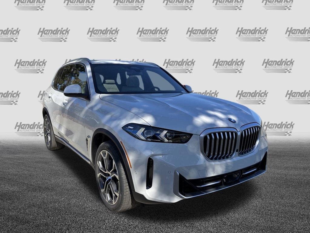 New 2026 BMW X5 sDrive40i SUV