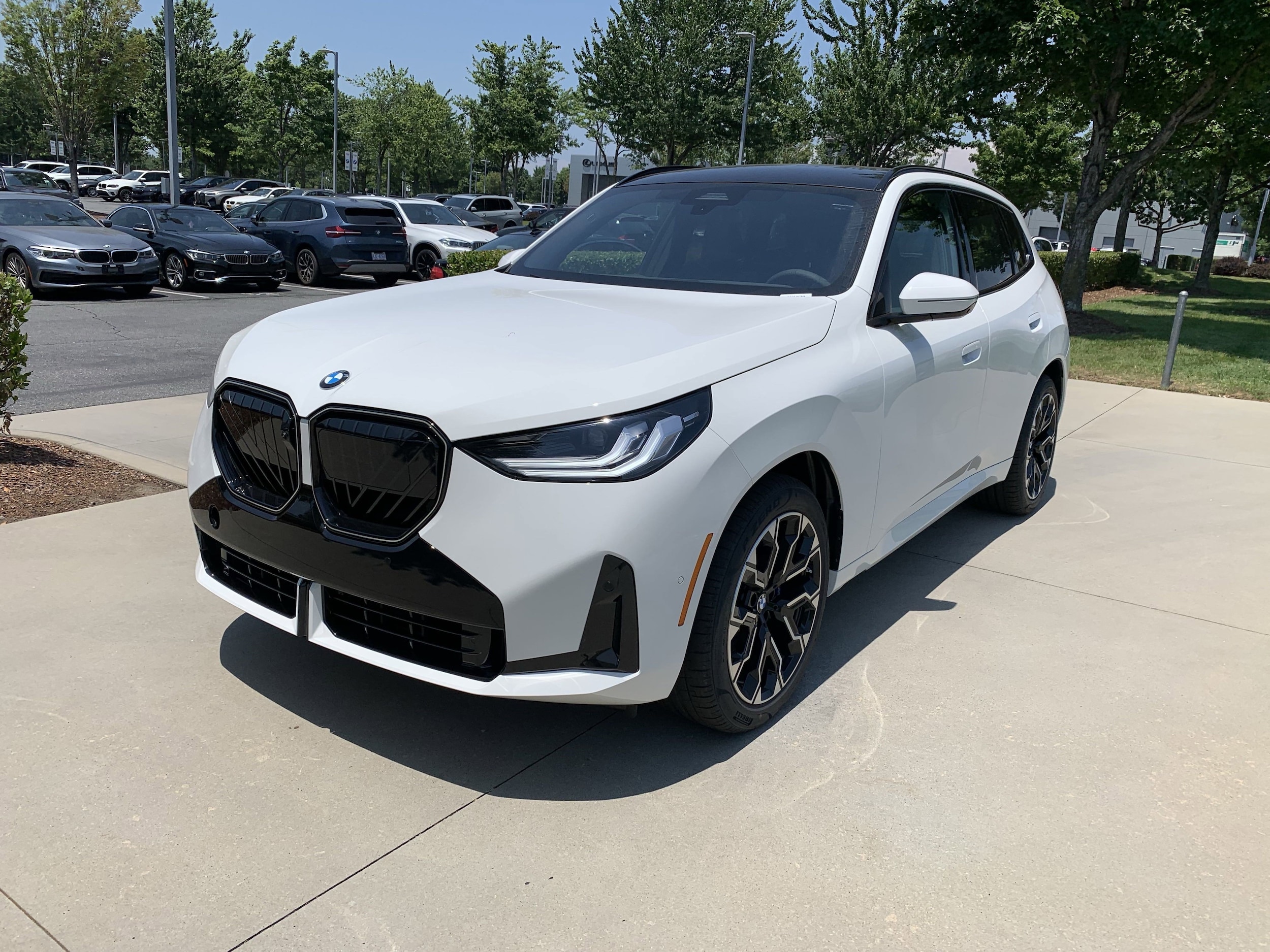 2025 BMW X3 30 xDrive photo 4