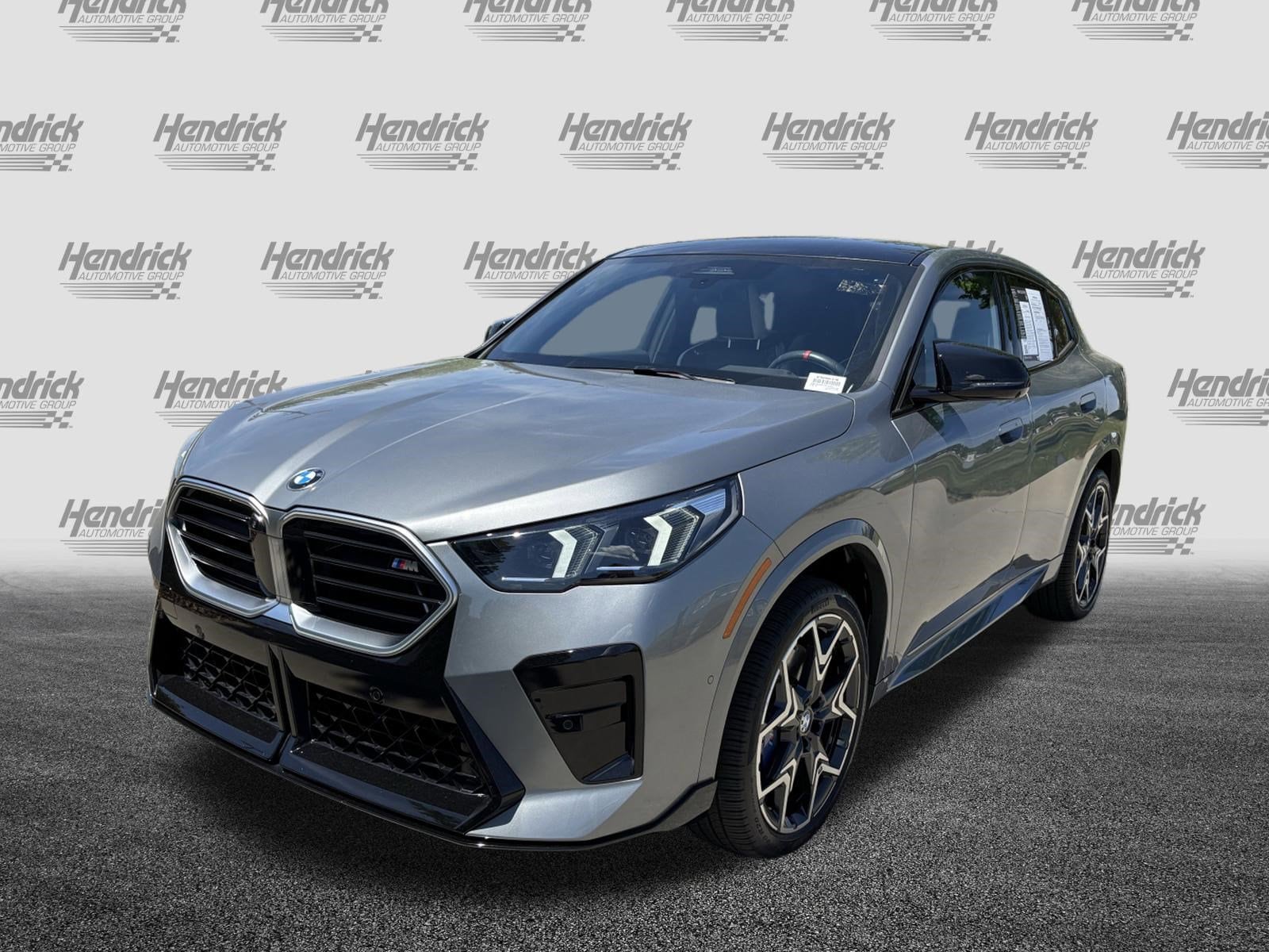 2025 BMW X2 M35i photo 4