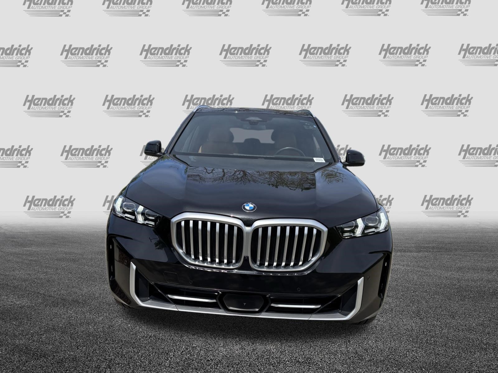 2024 BMW X5 sDrive40i photo 2