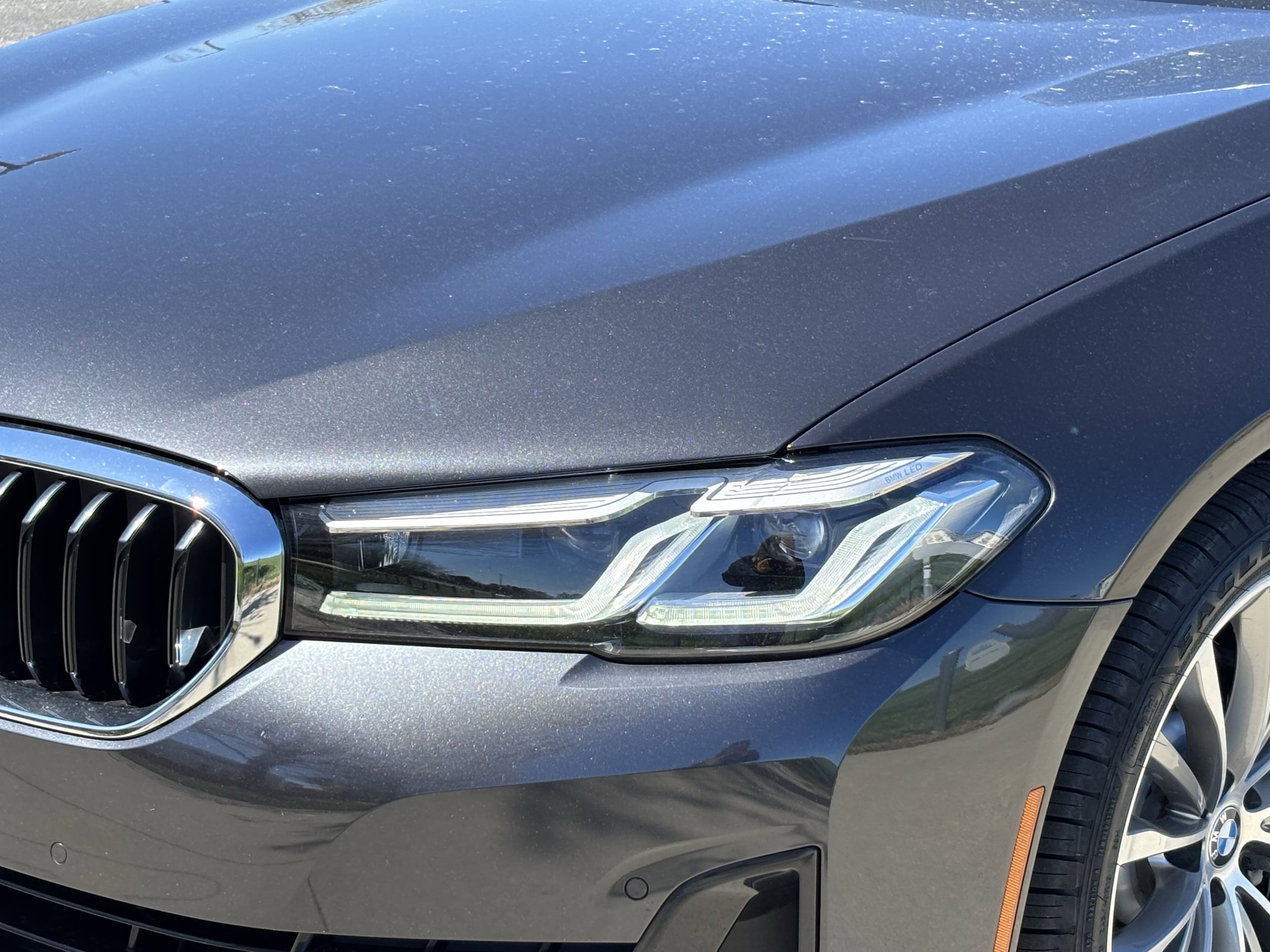 2023 BMW 5 Series 530i photo 5