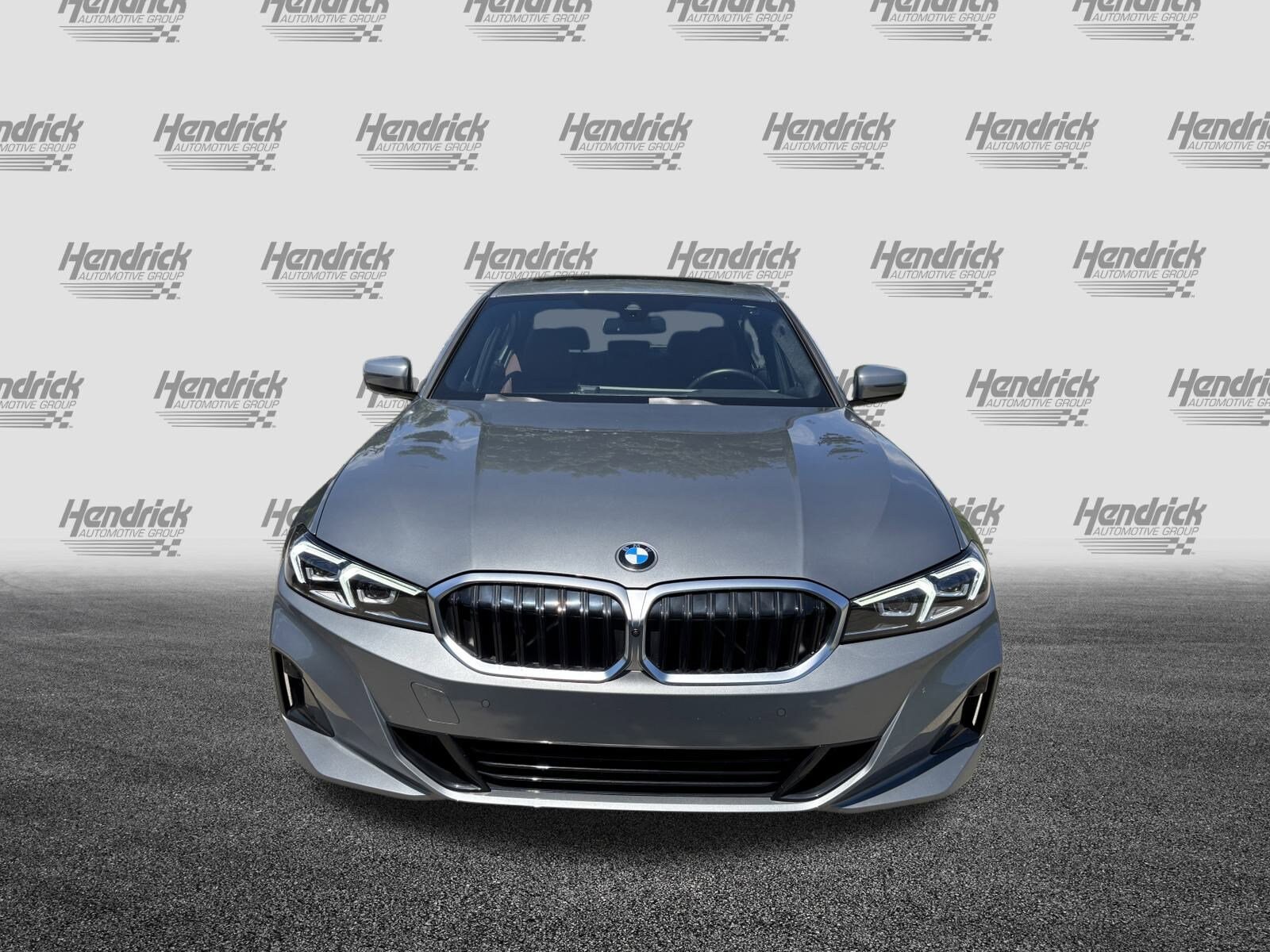 2024 Bmw 330i photo 2