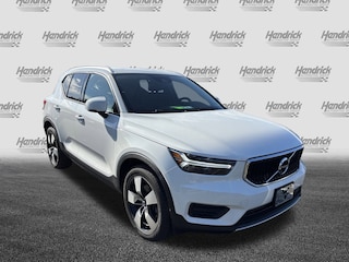 2020 Volvo XC40 Momentum SUV